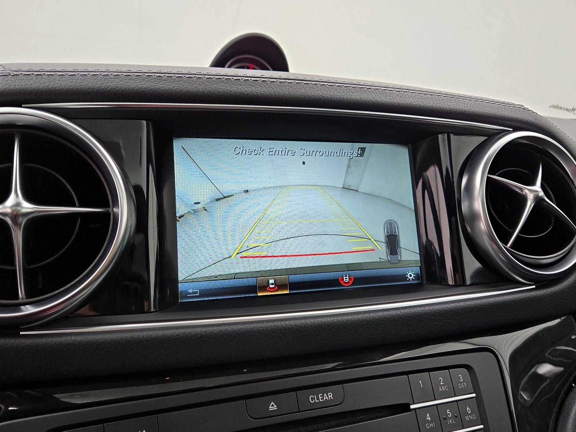 Thumbnail: 2019 Mercedes-Benz SL-Class - 15