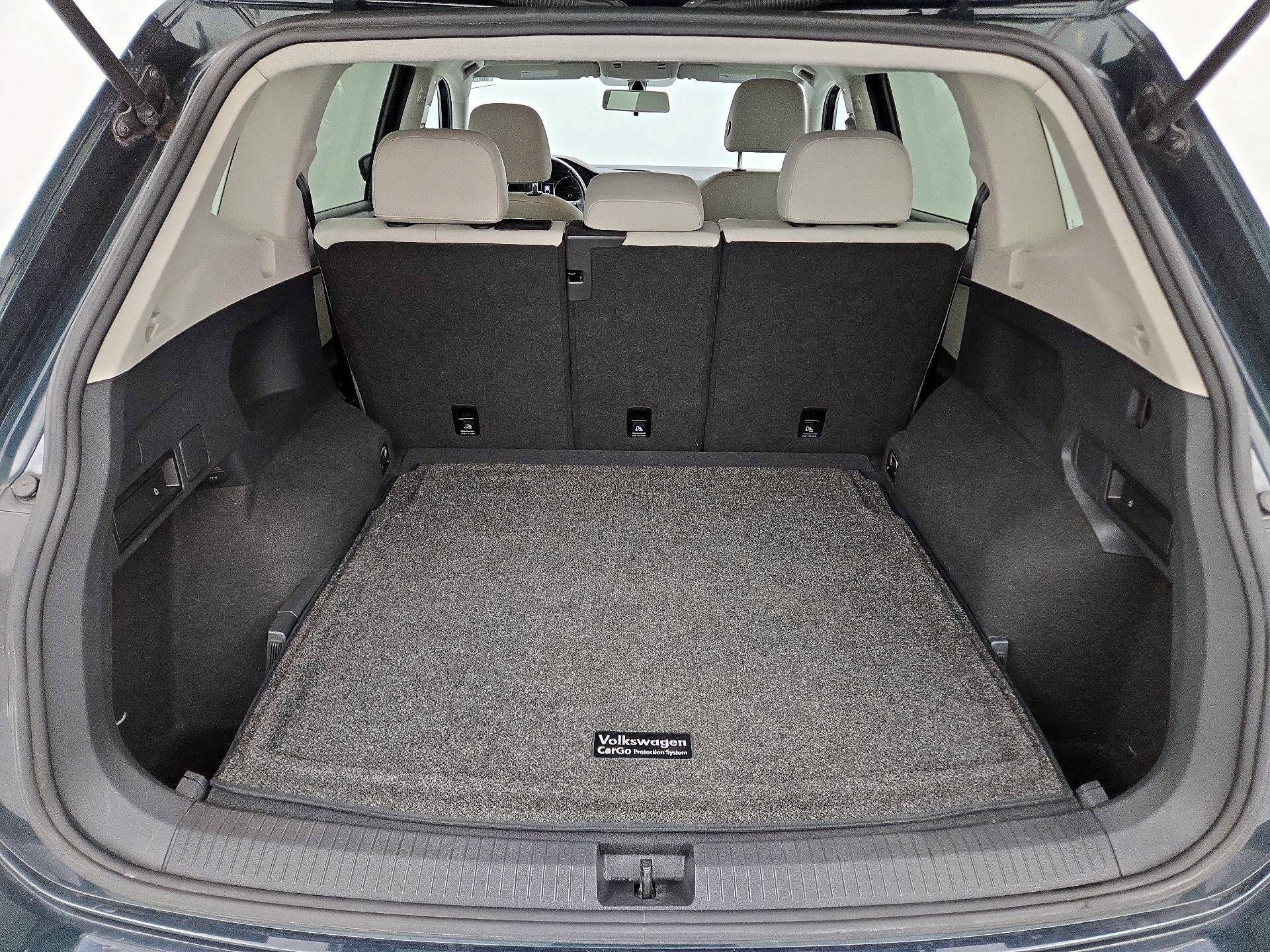 Thumbnail: 2019 Volkswagen Tiguan - 19