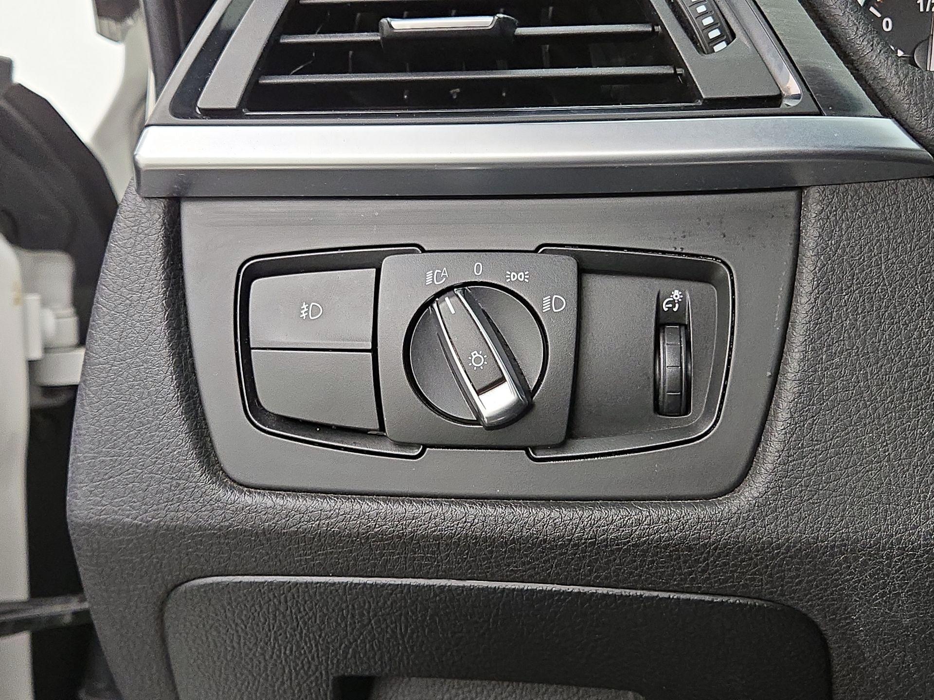 Thumbnail: 2016 BMW 4 Series - 13