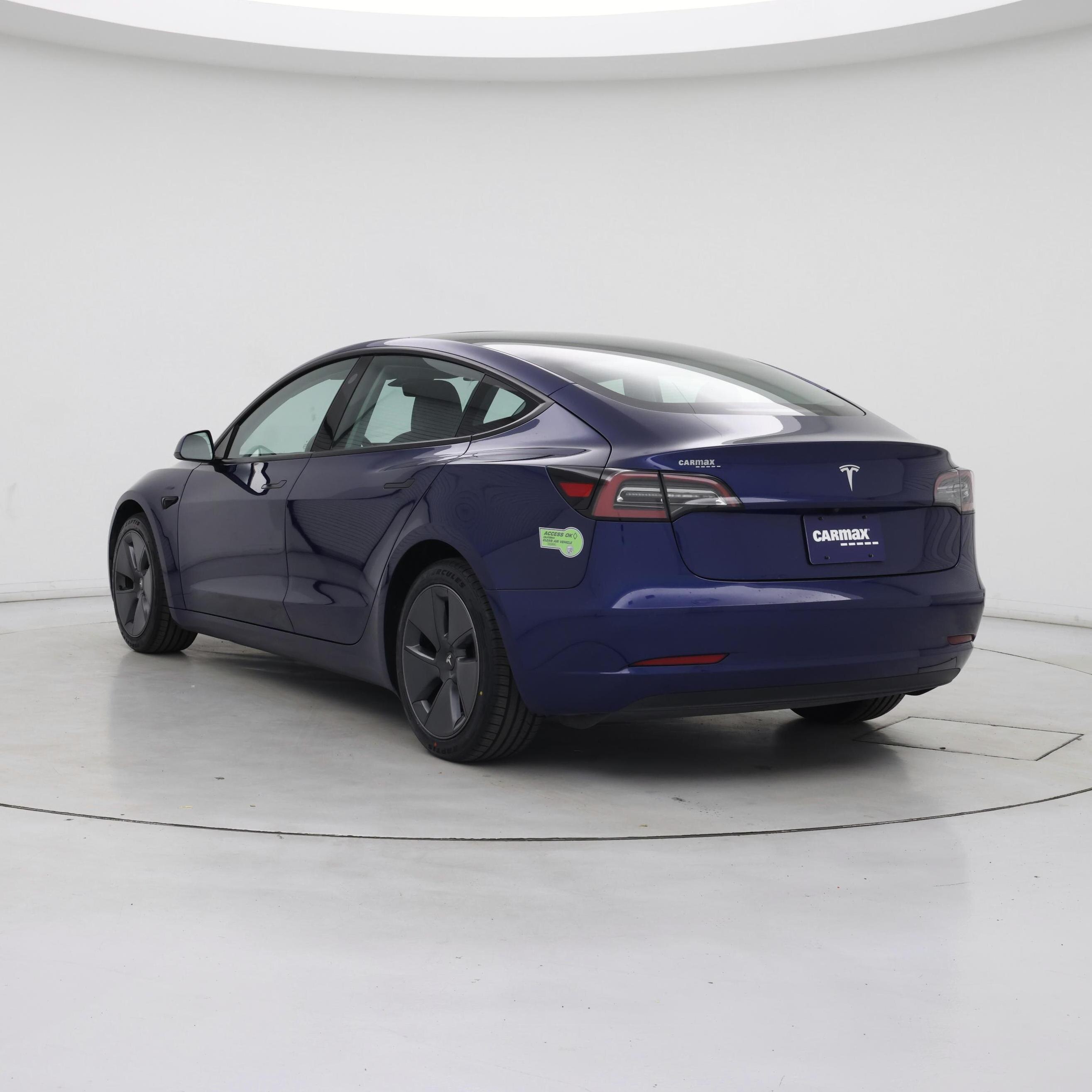 Thumbnail: 2022 Tesla Model 3 - 2