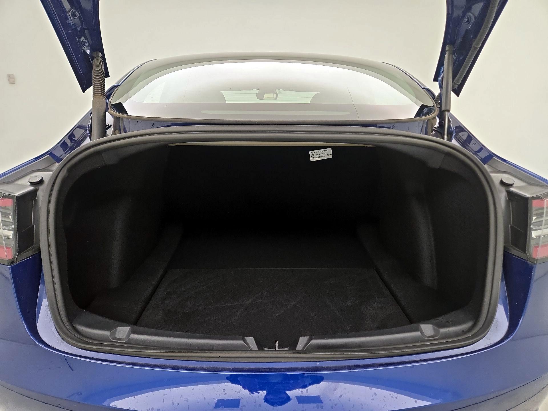 Thumbnail: 2022 Tesla Model 3 - 20