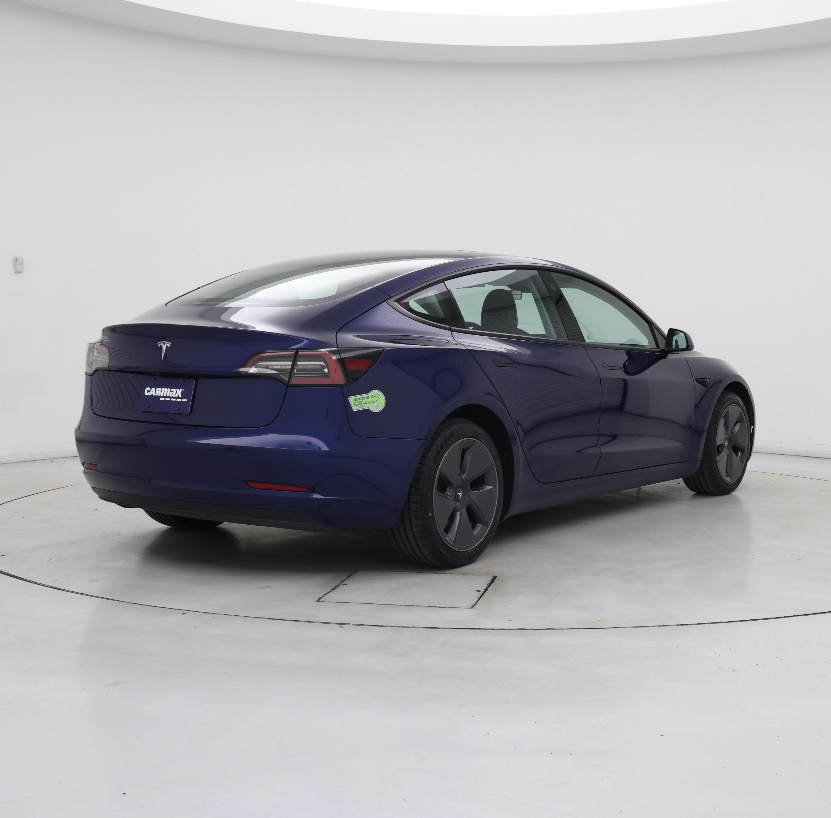Thumbnail: 2022 Tesla Model 3 - 8