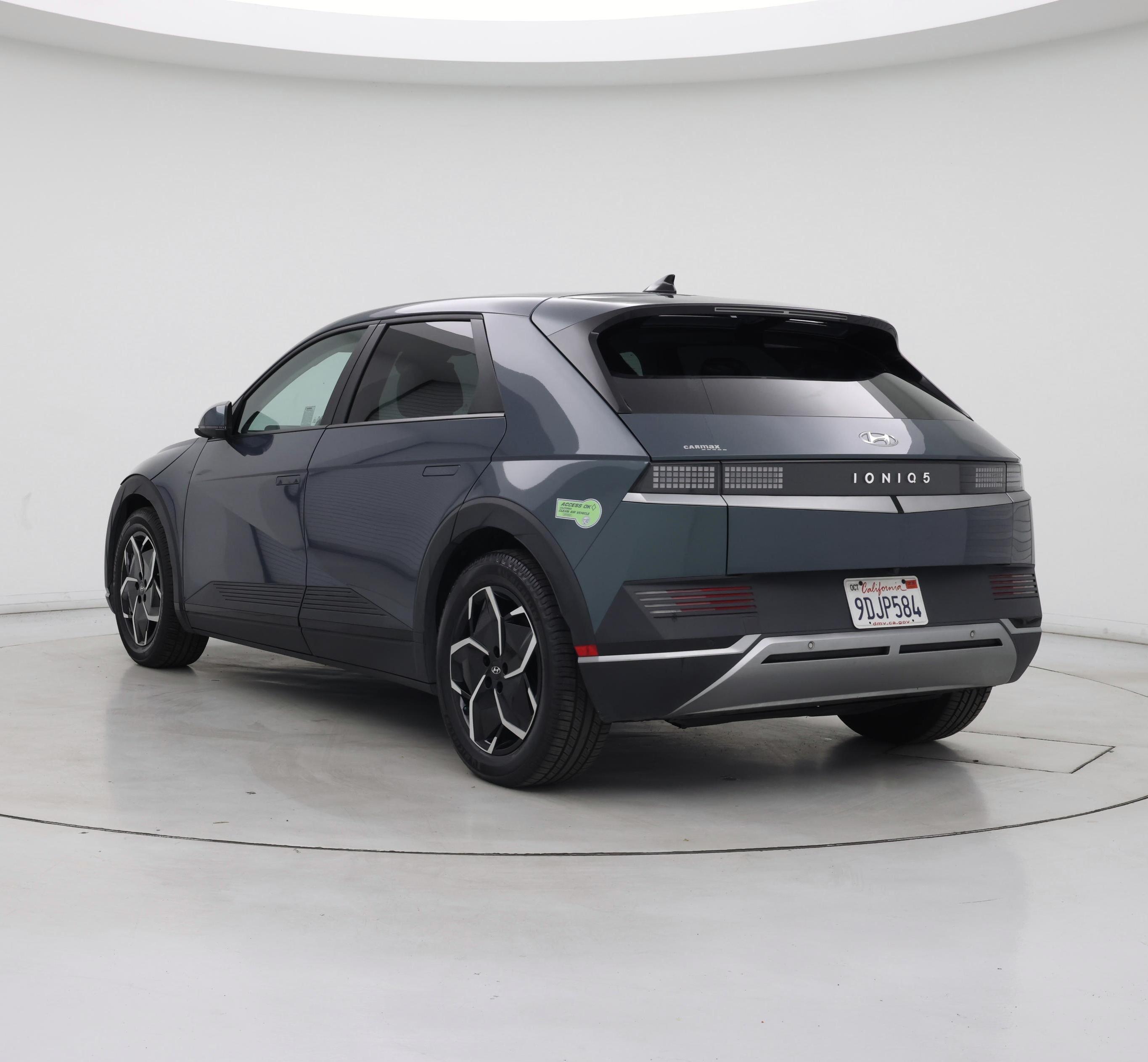 Thumbnail: 2023 Hyundai Ioniq 5 - 2