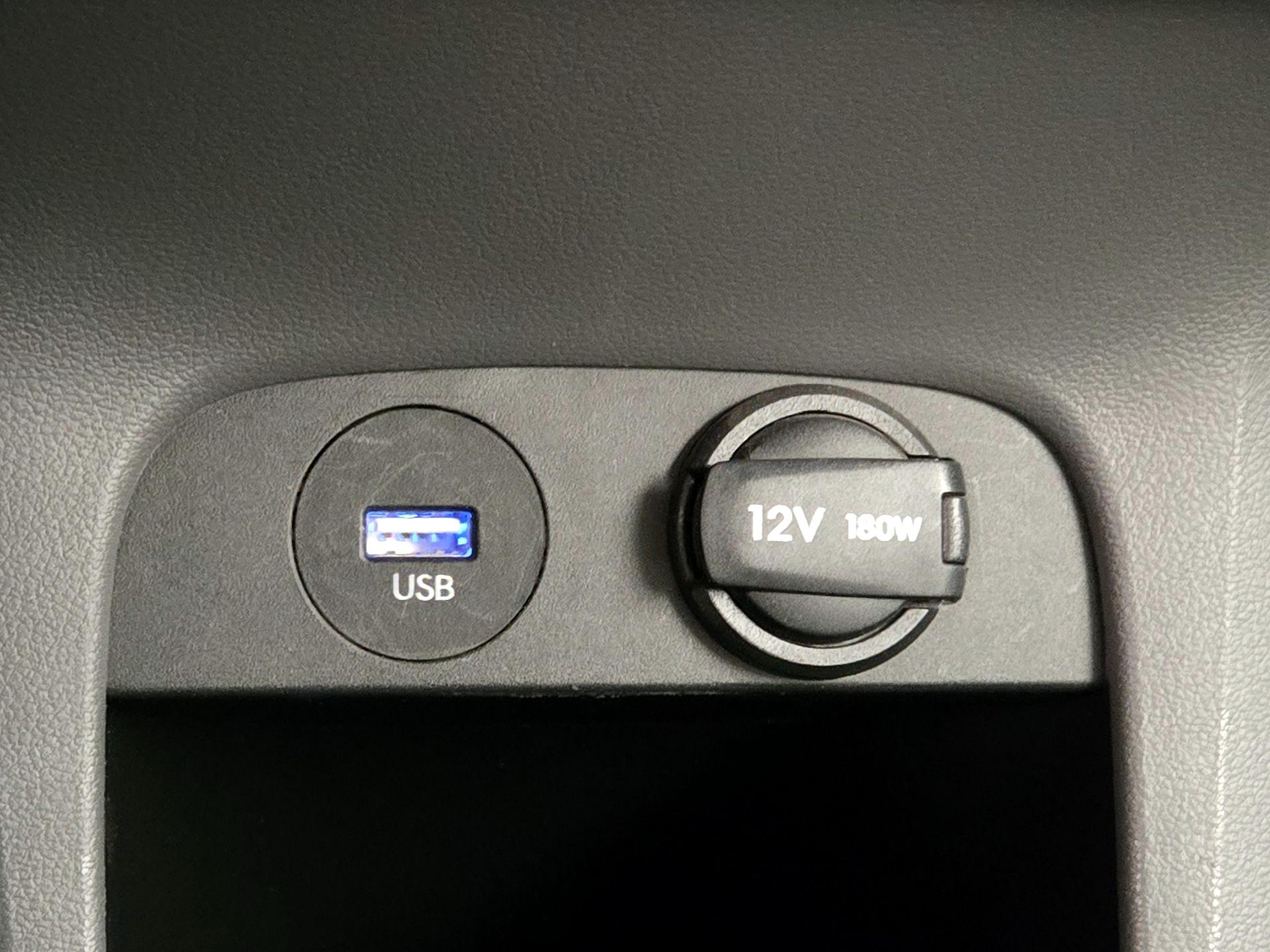 Thumbnail: 2023 Hyundai Ioniq 5 - 19