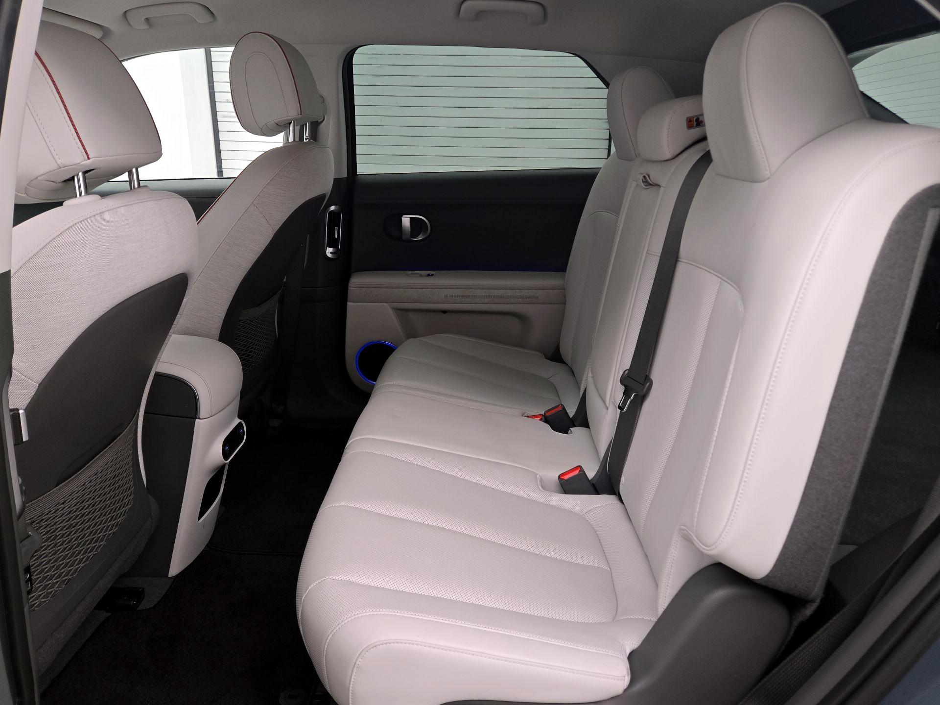 Thumbnail: 2023 Hyundai Ioniq 5 - 20