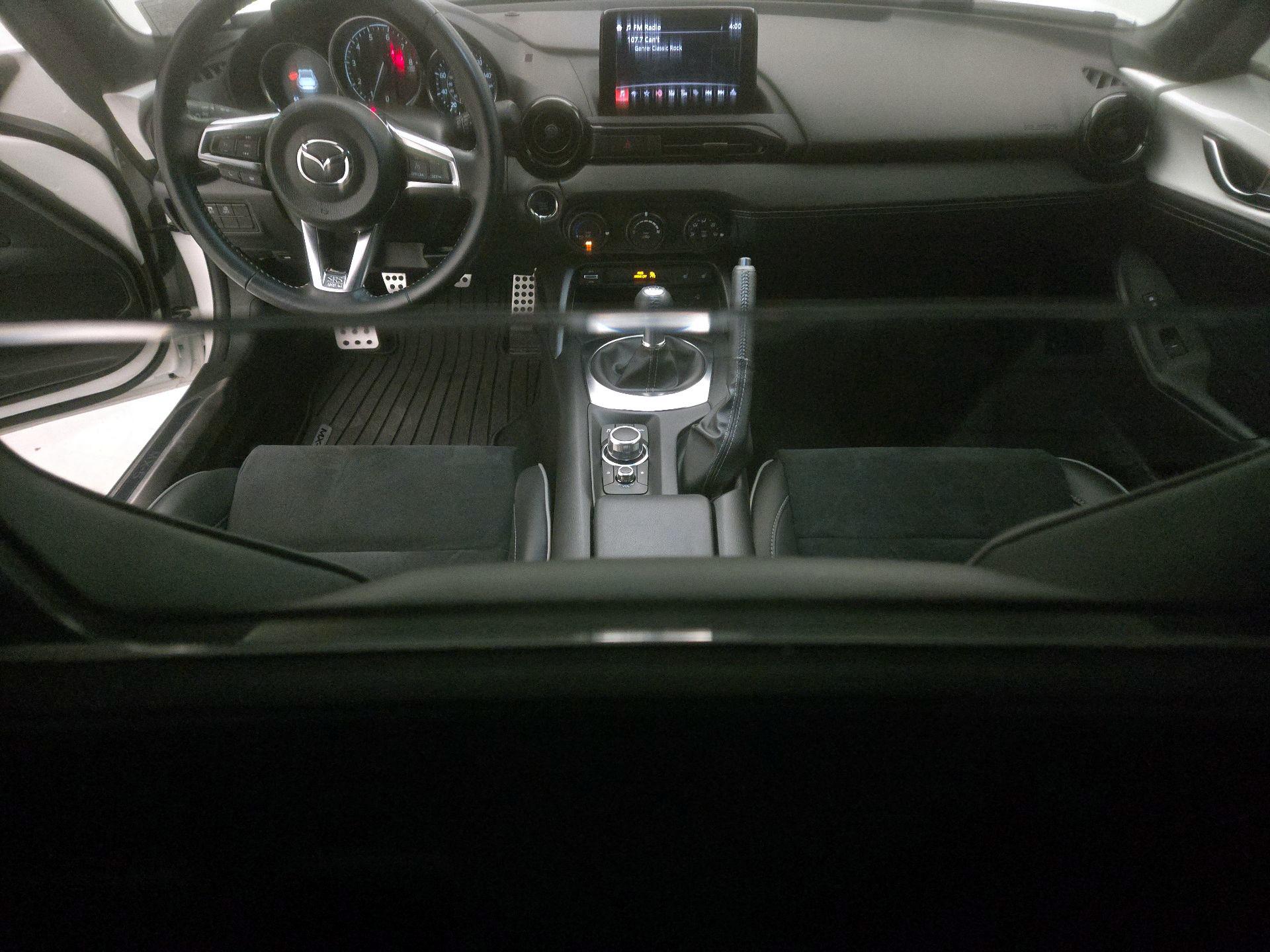 Thumbnail: 2023 Mazda MX-5 Miata - 9