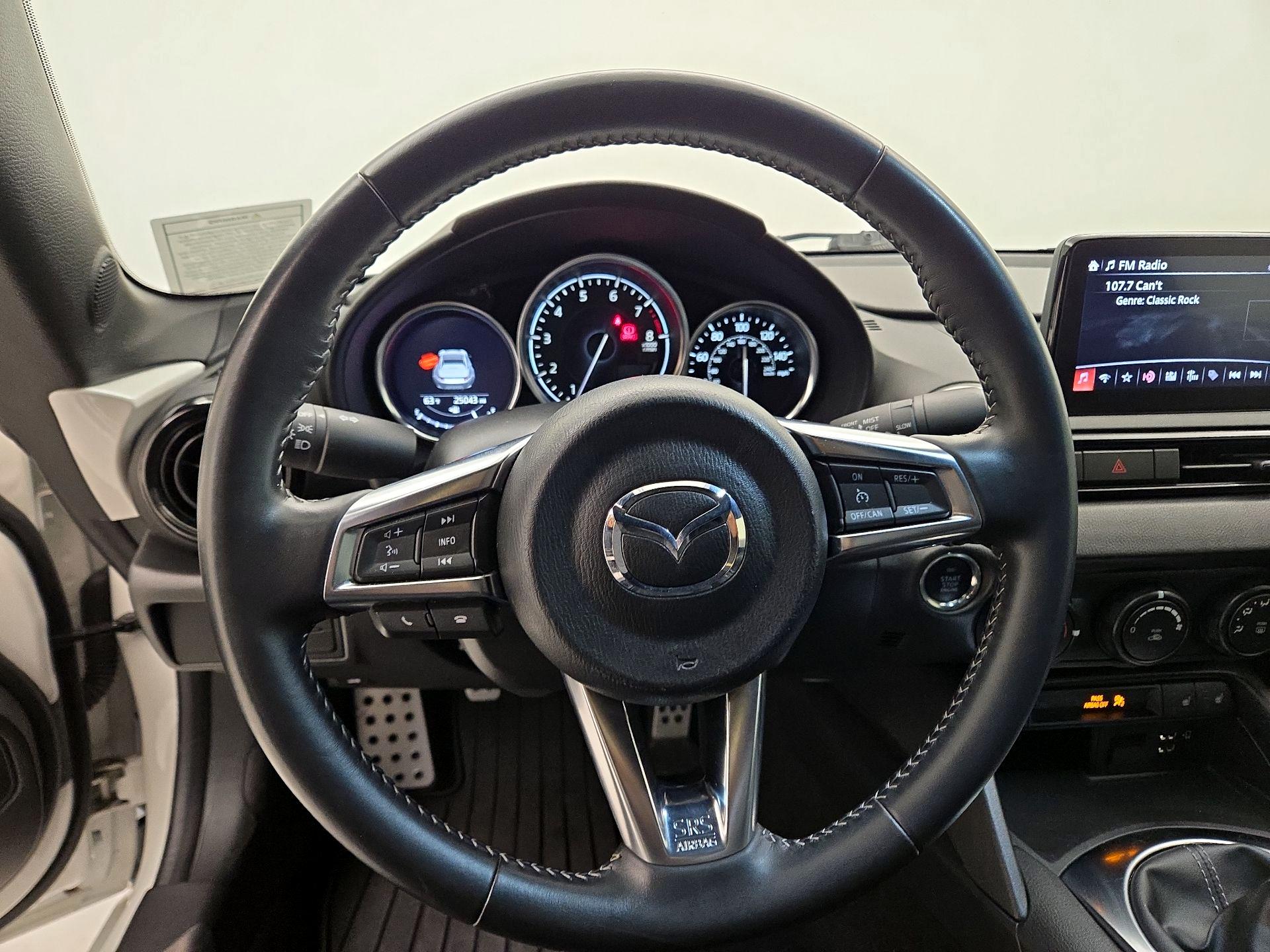 Thumbnail: 2023 Mazda MX-5 Miata - 10