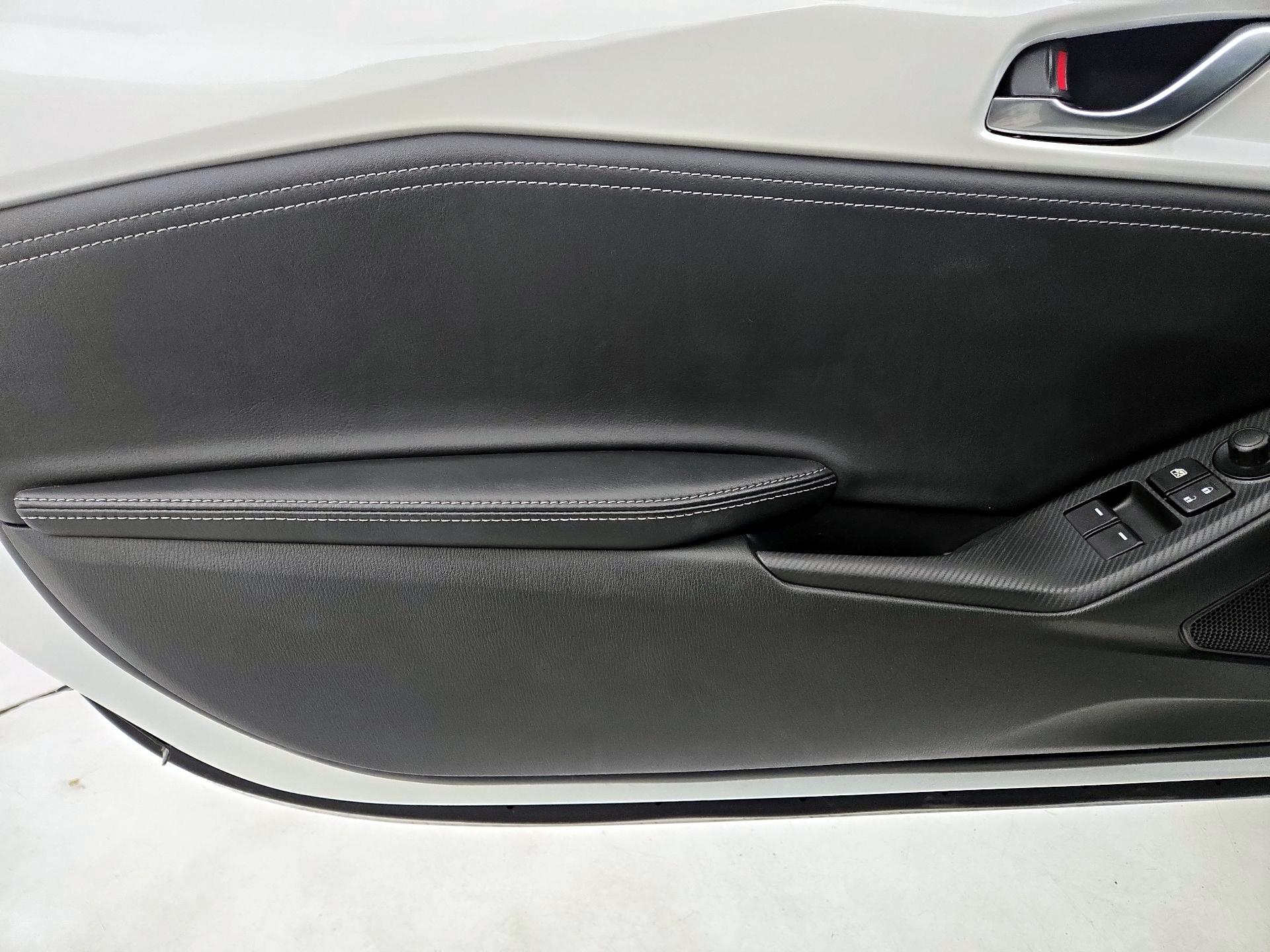 Thumbnail: 2023 Mazda MX-5 Miata - 12