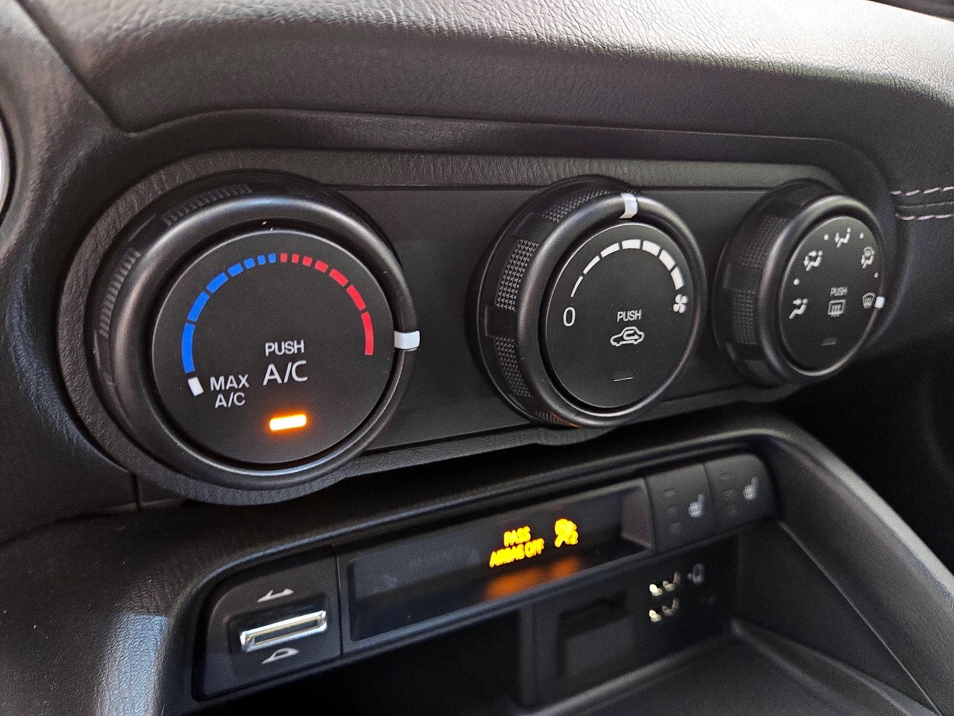 Thumbnail: 2023 Mazda MX-5 Miata - 16