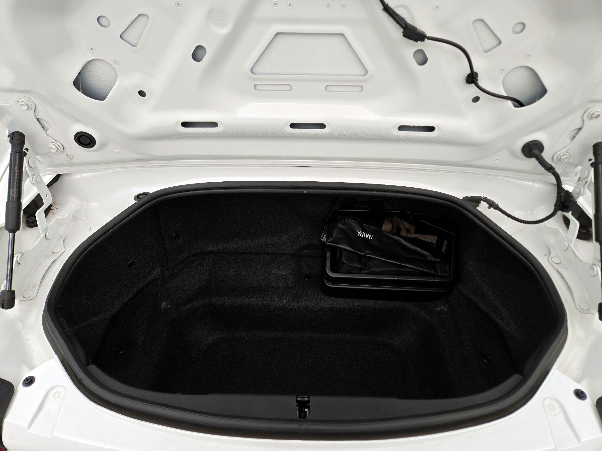 Thumbnail: 2023 Mazda MX-5 Miata - 18