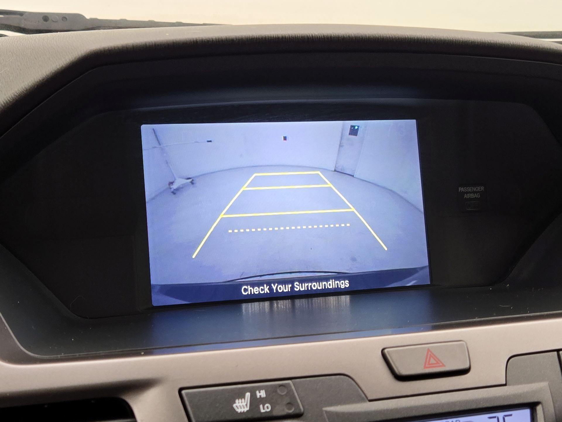 Thumbnail: 2015 Honda Odyssey - 14