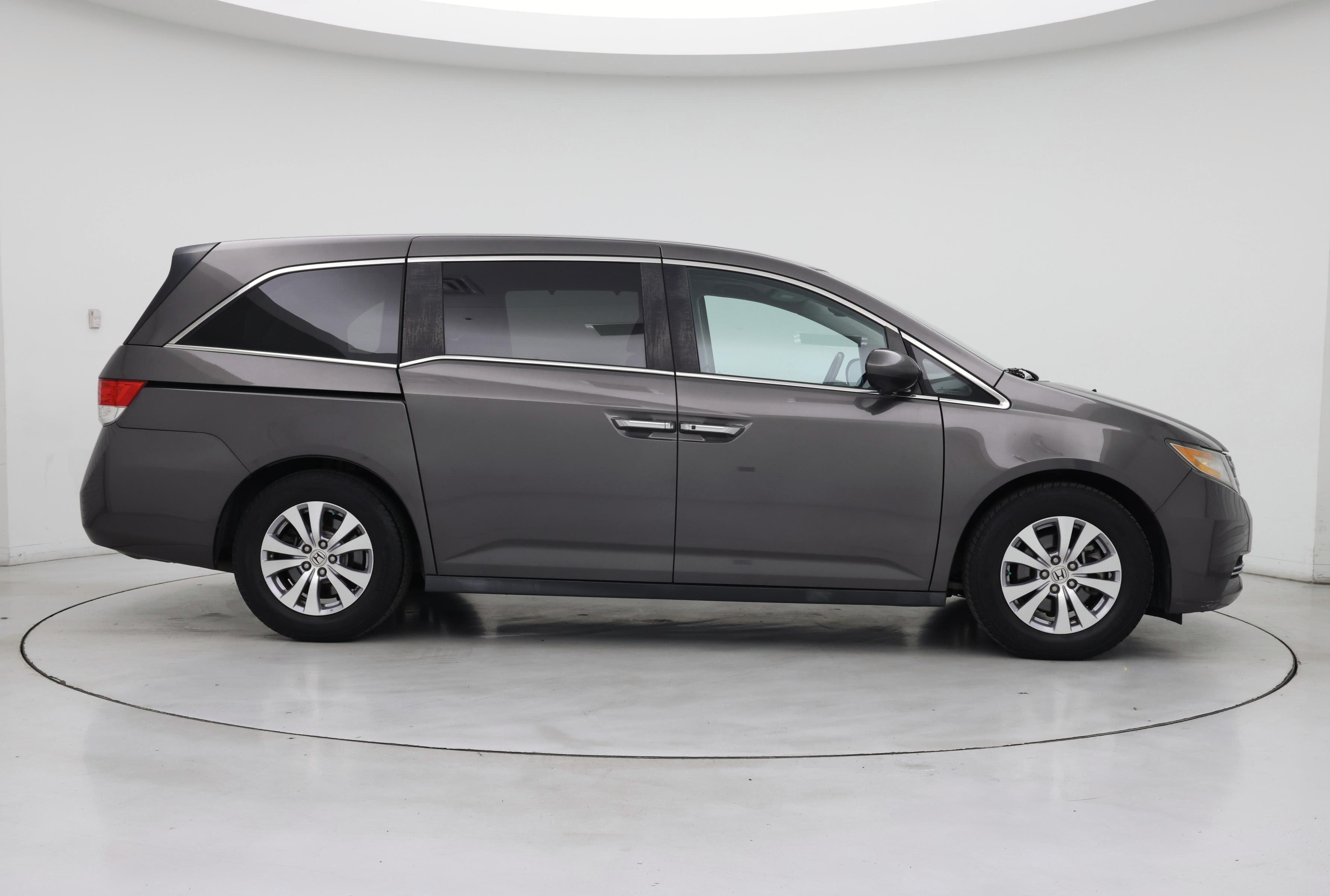 Thumbnail: 2015 Honda Odyssey - 7