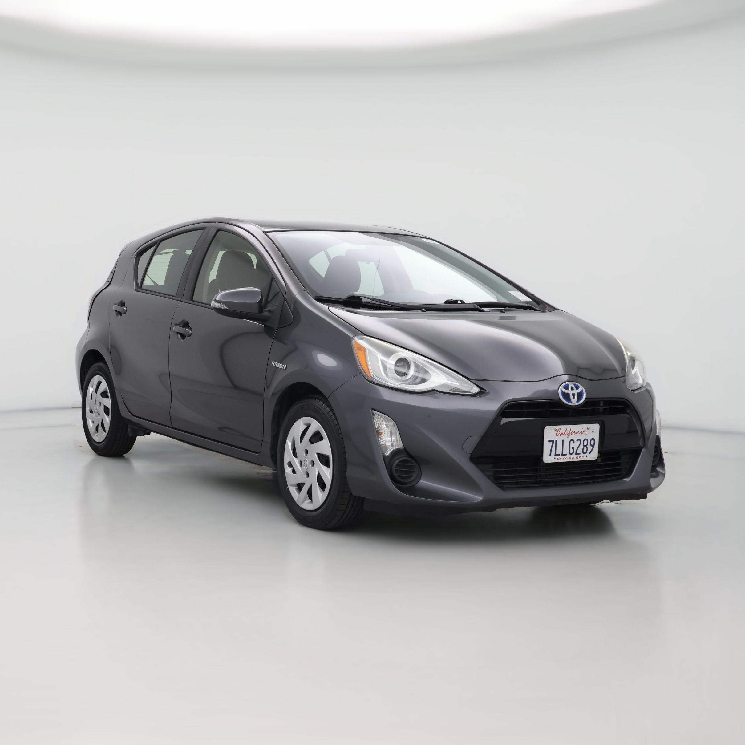 Thumbnail: 2015 Toyota Prius c - 1