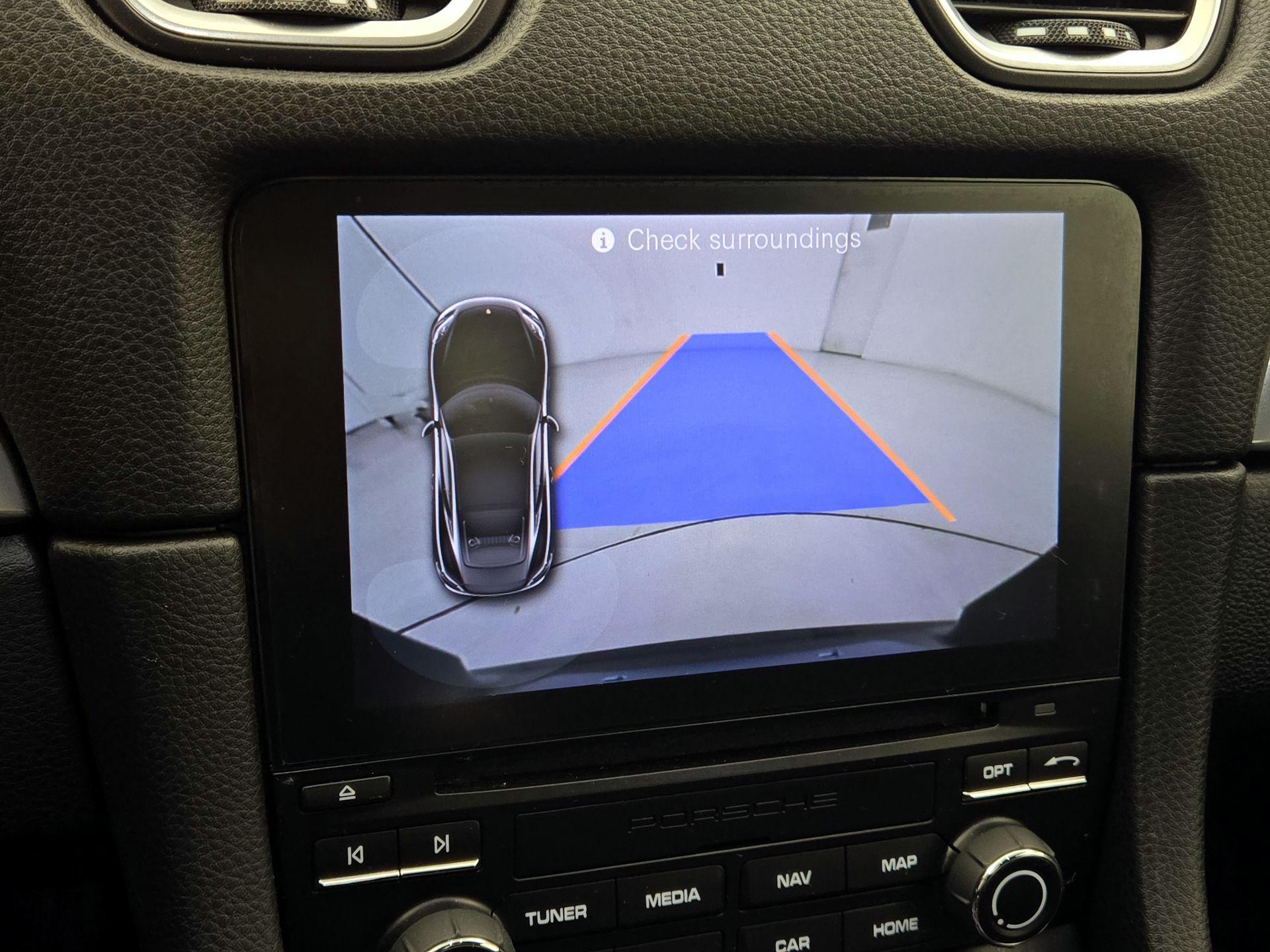 Thumbnail: 2019 Porsche 718 Cayman - 14