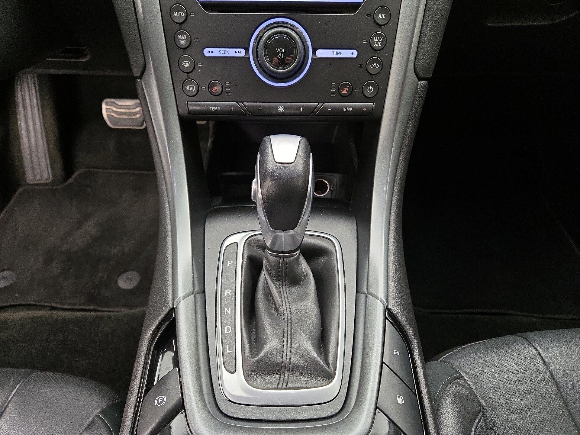 Thumbnail: 2016 Ford Fusion - 18