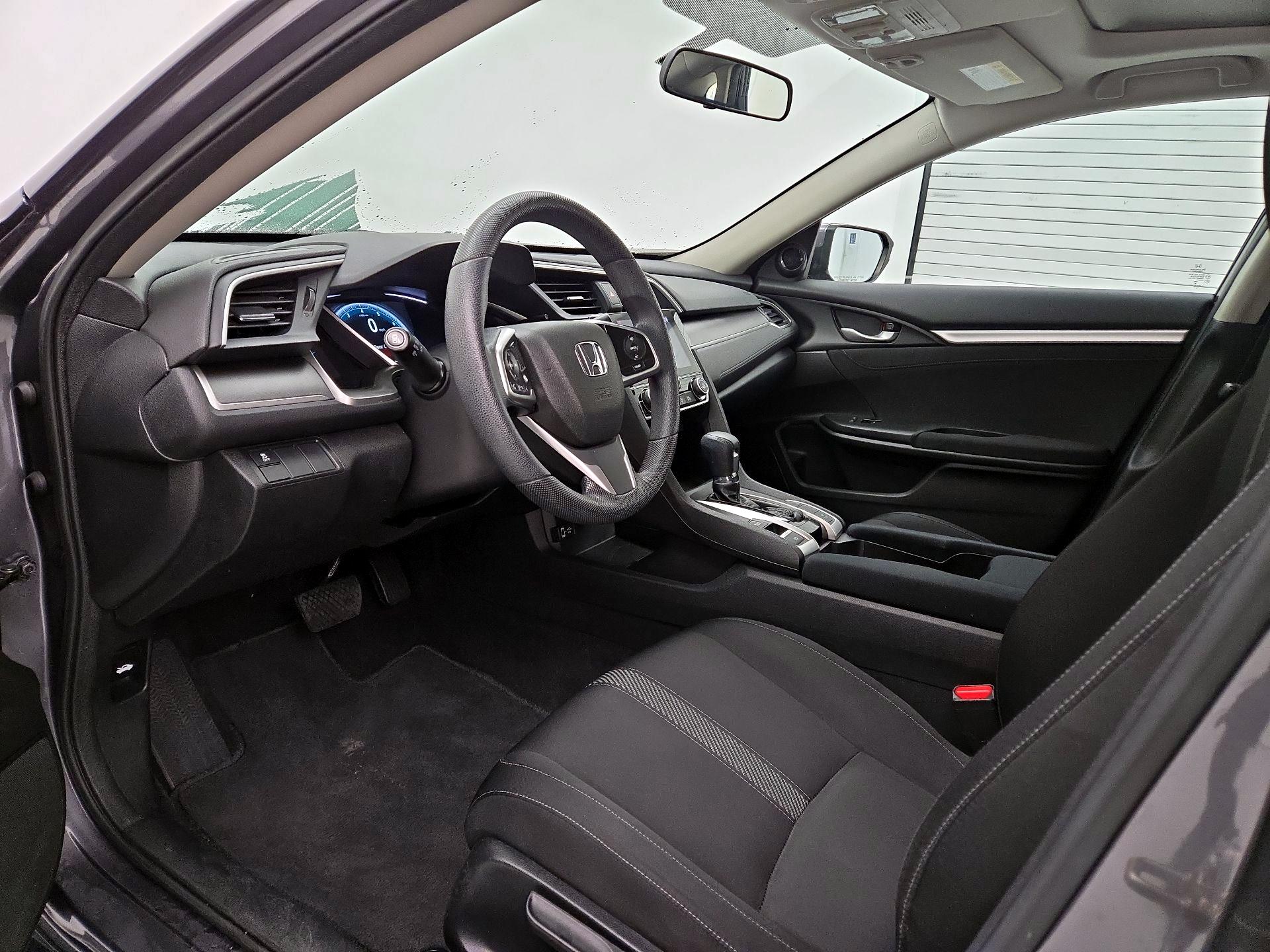 Thumbnail: 2016 Honda Civic - 11