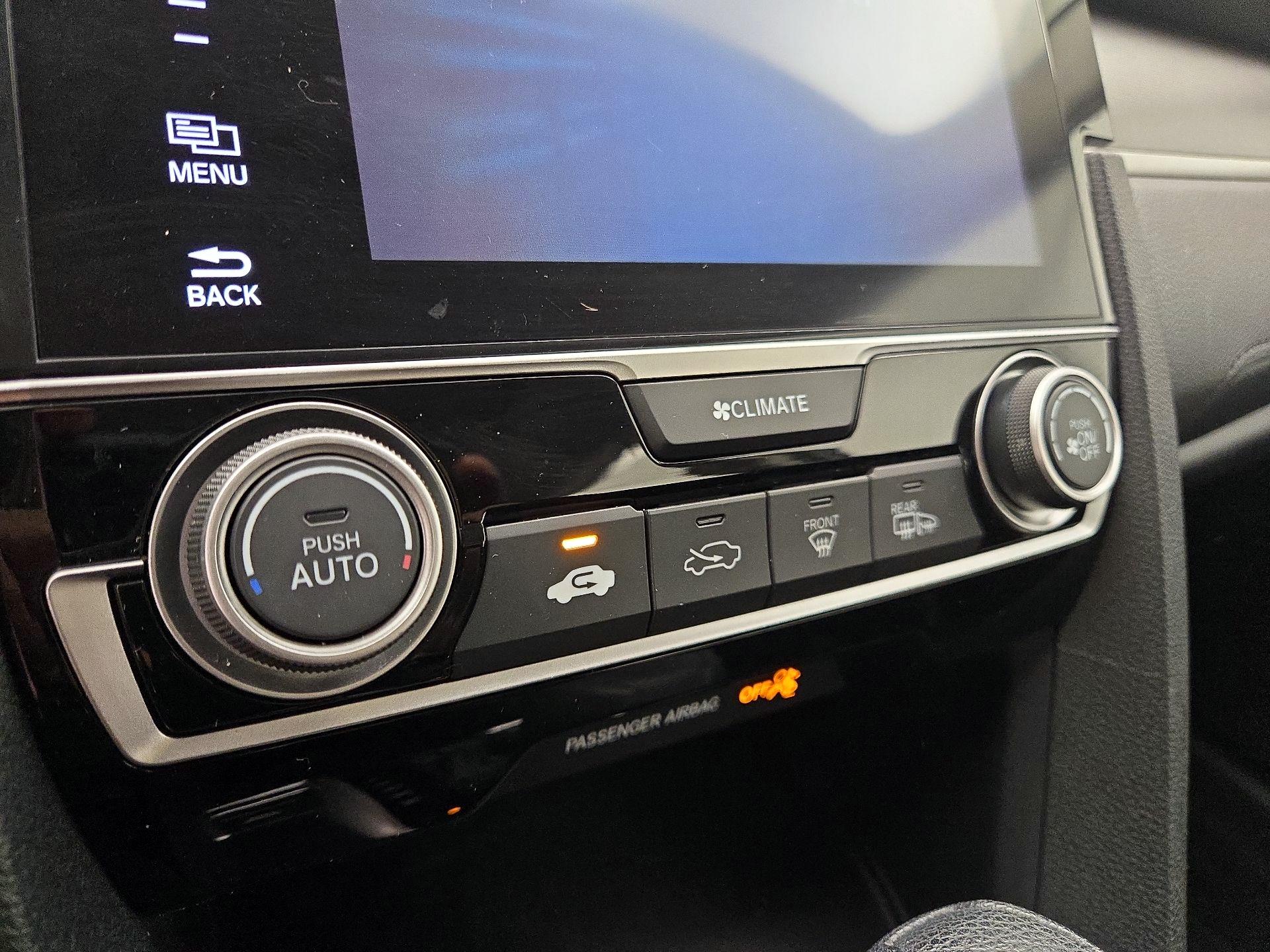 Thumbnail: 2016 Honda Civic - 15