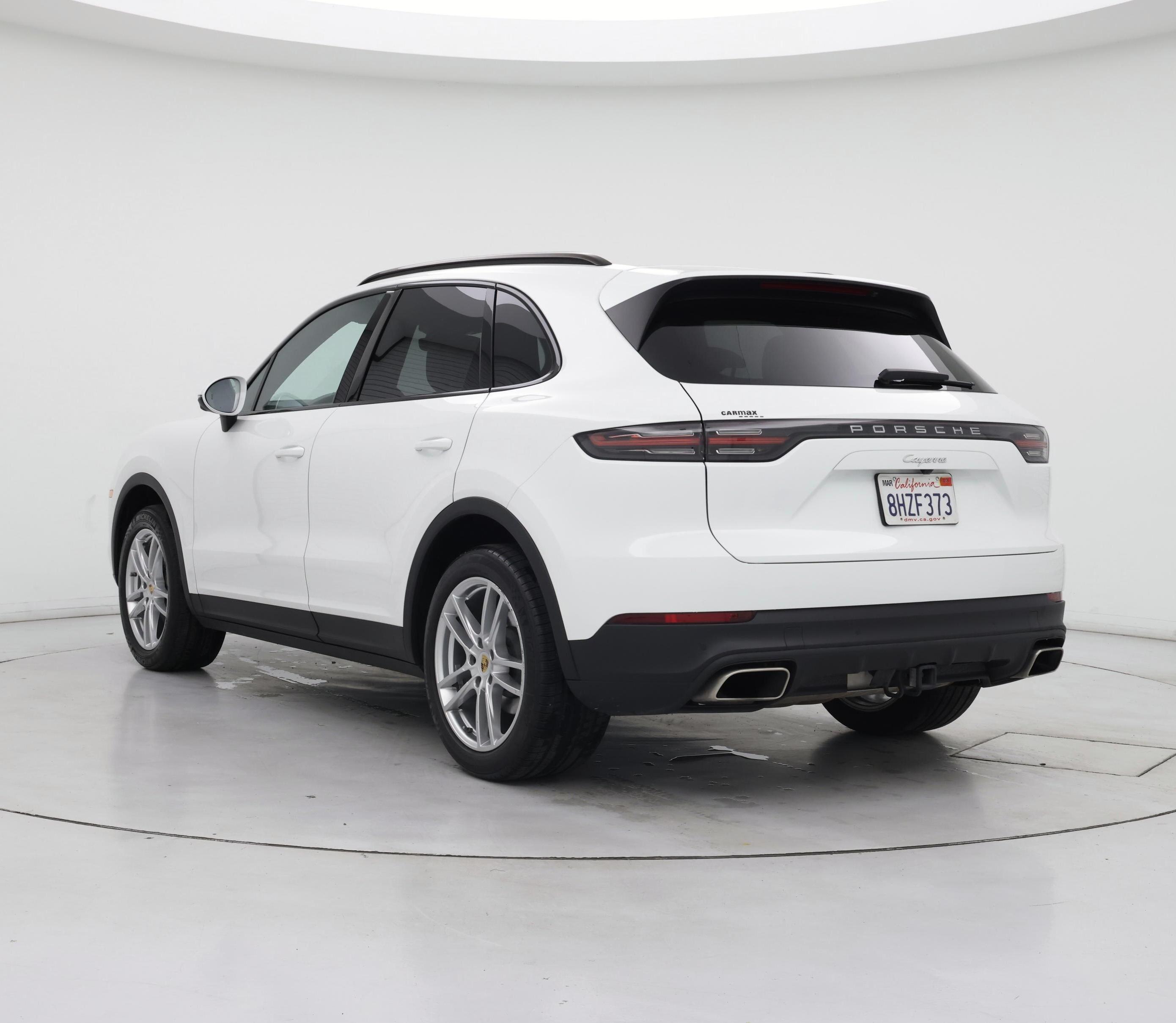 Thumbnail: 2019 Porsche Cayenne - 2