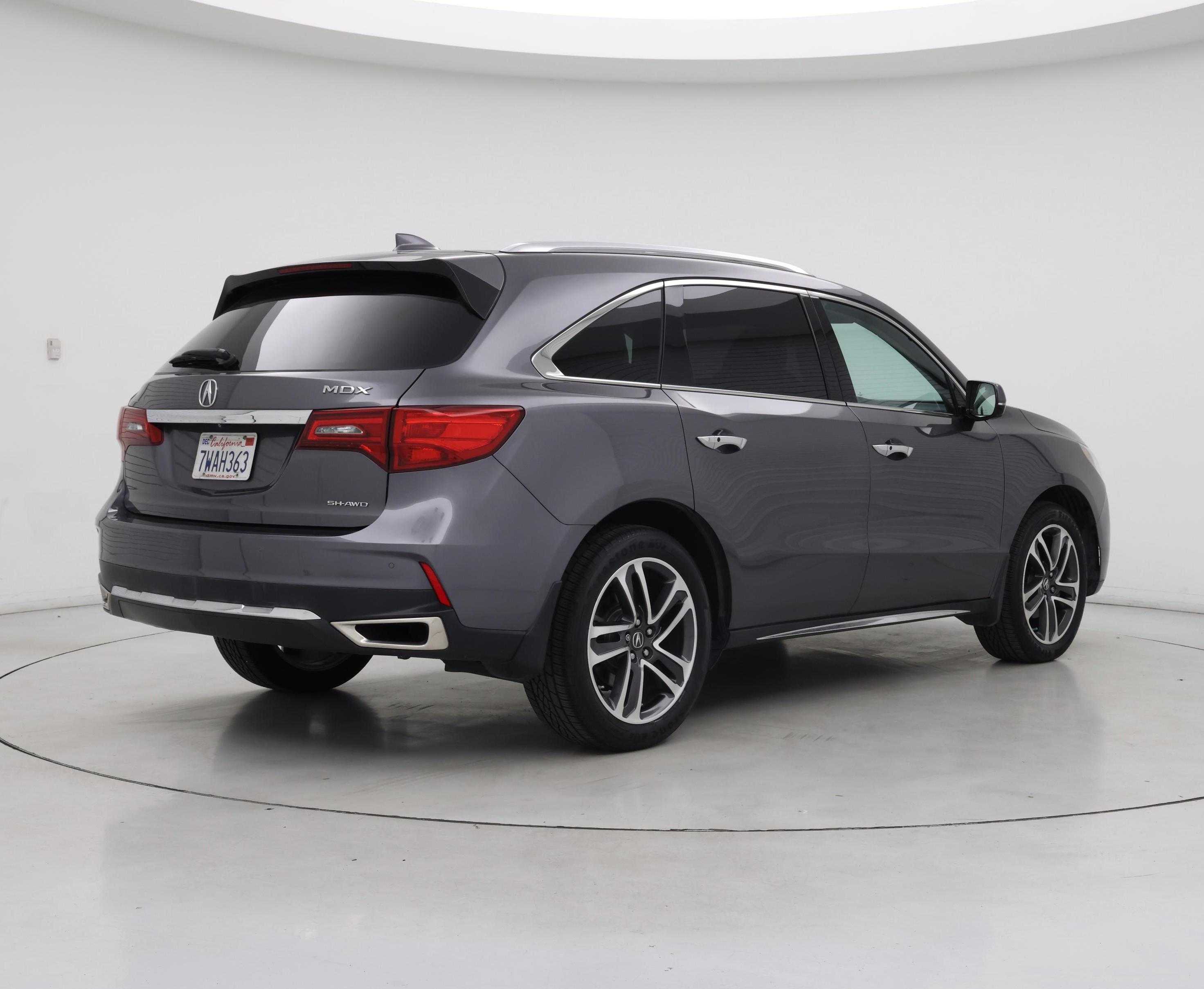 Thumbnail: 2017 Acura MDX - 8