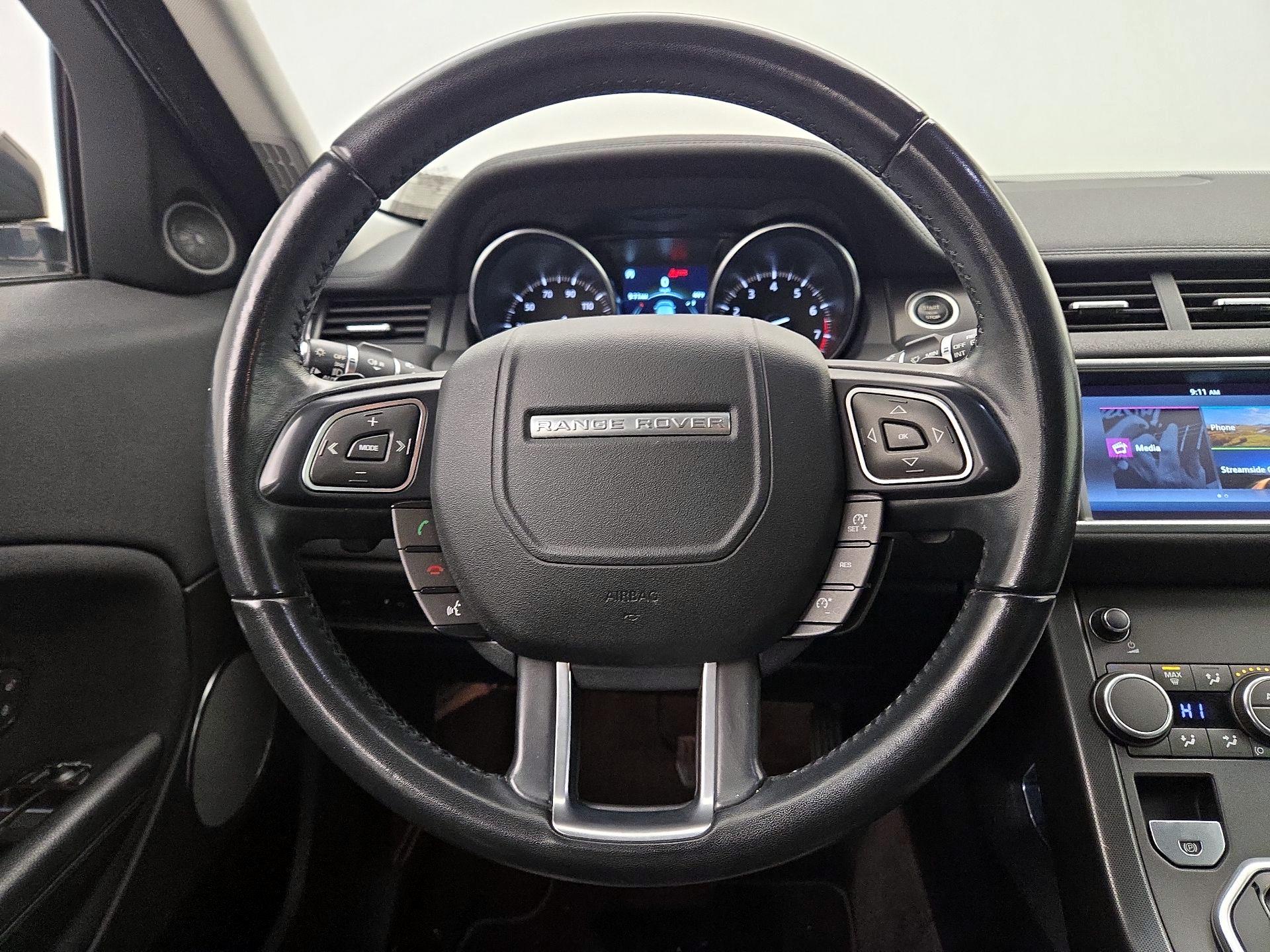 Thumbnail: 2019 Land Rover Range Rover Evoque - 10