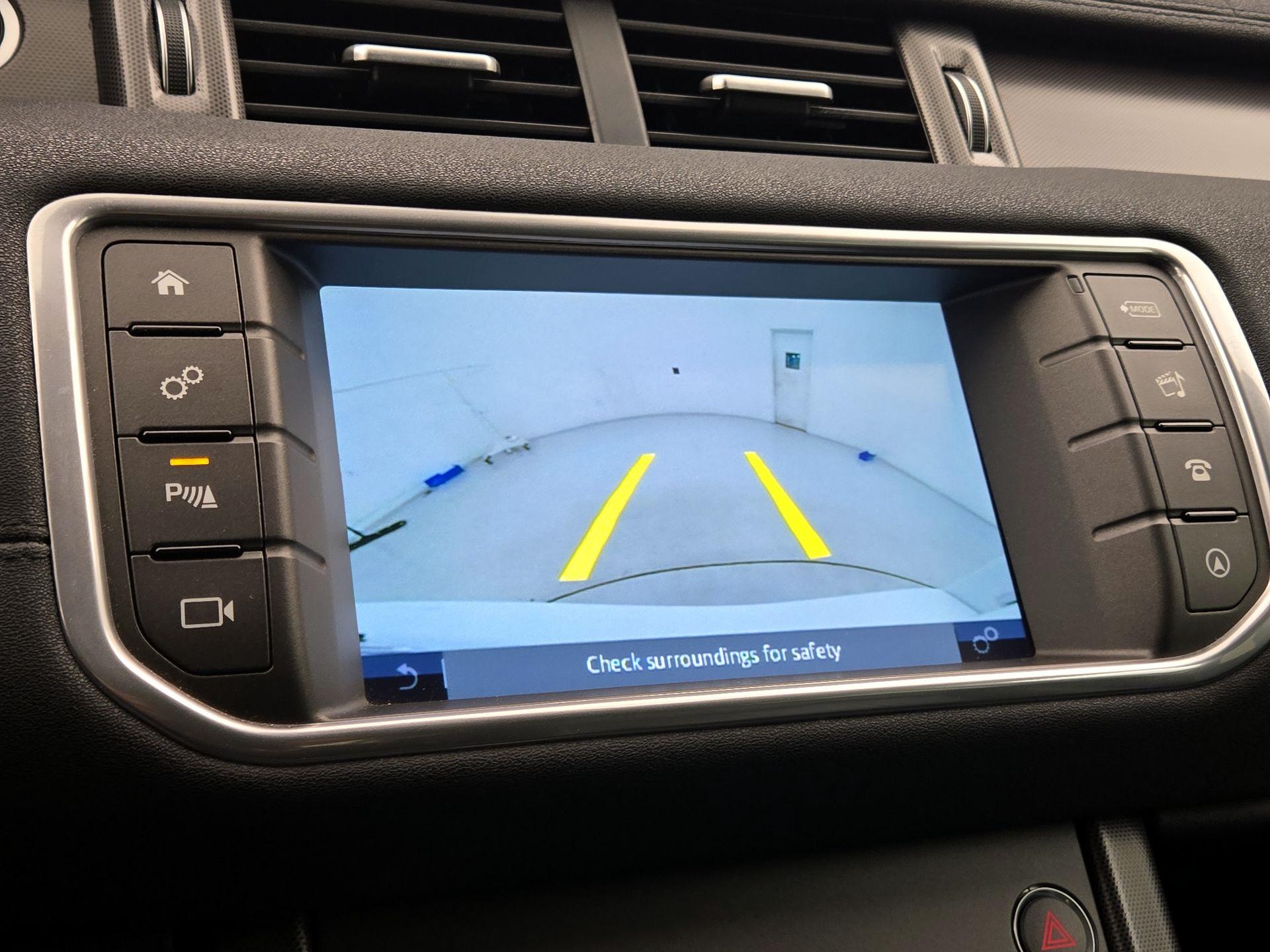 Thumbnail: 2019 Land Rover Range Rover Evoque - 14