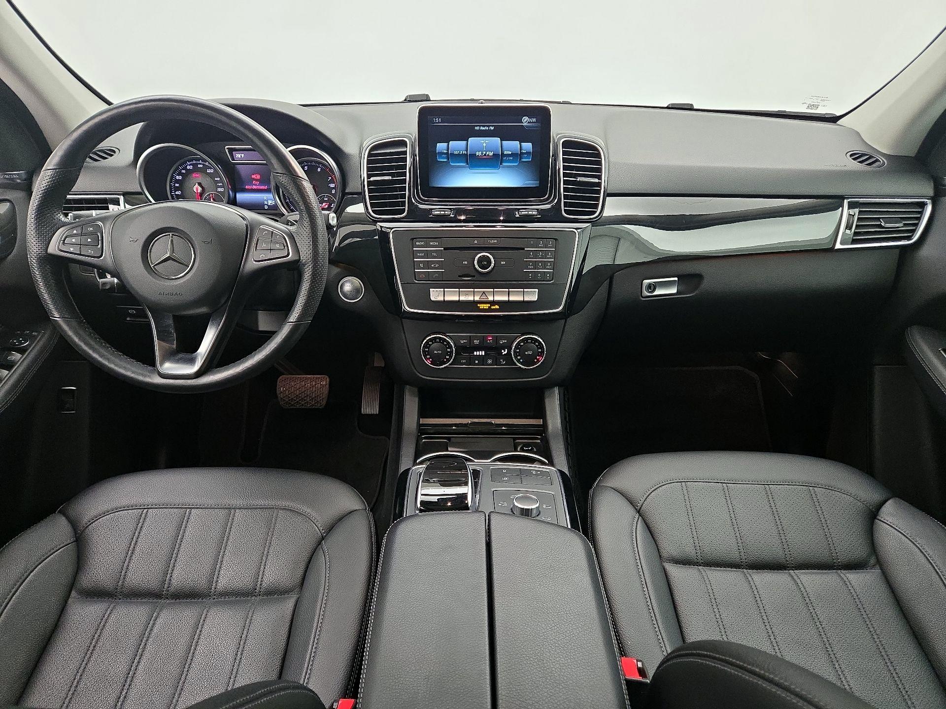 Thumbnail: 2016 Mercedes-Benz GLE - 9