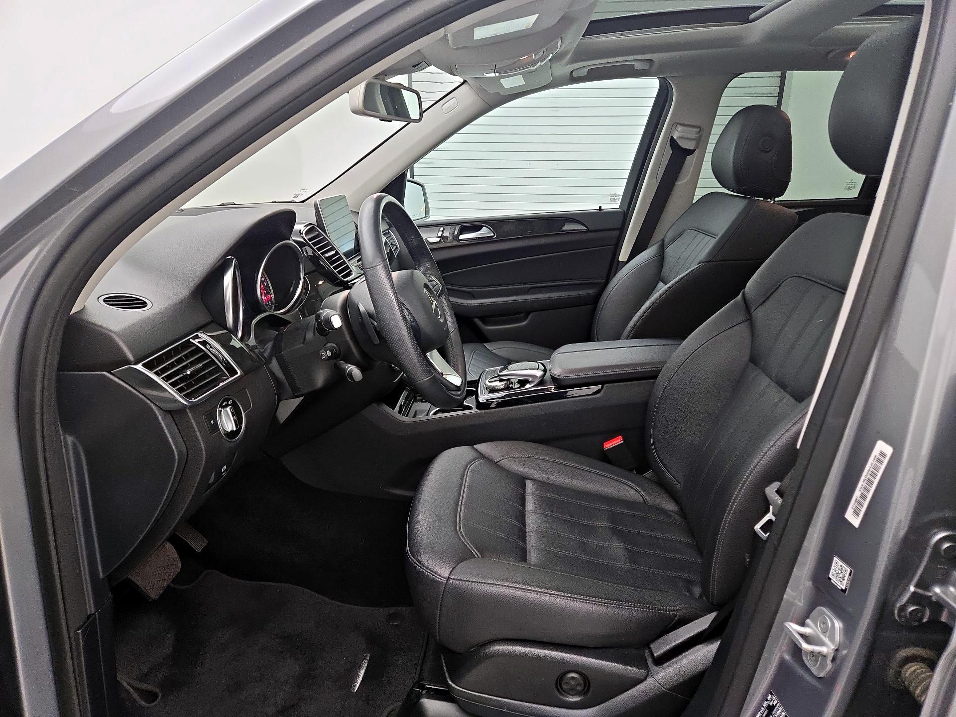 Thumbnail: 2016 Mercedes-Benz GLE - 11