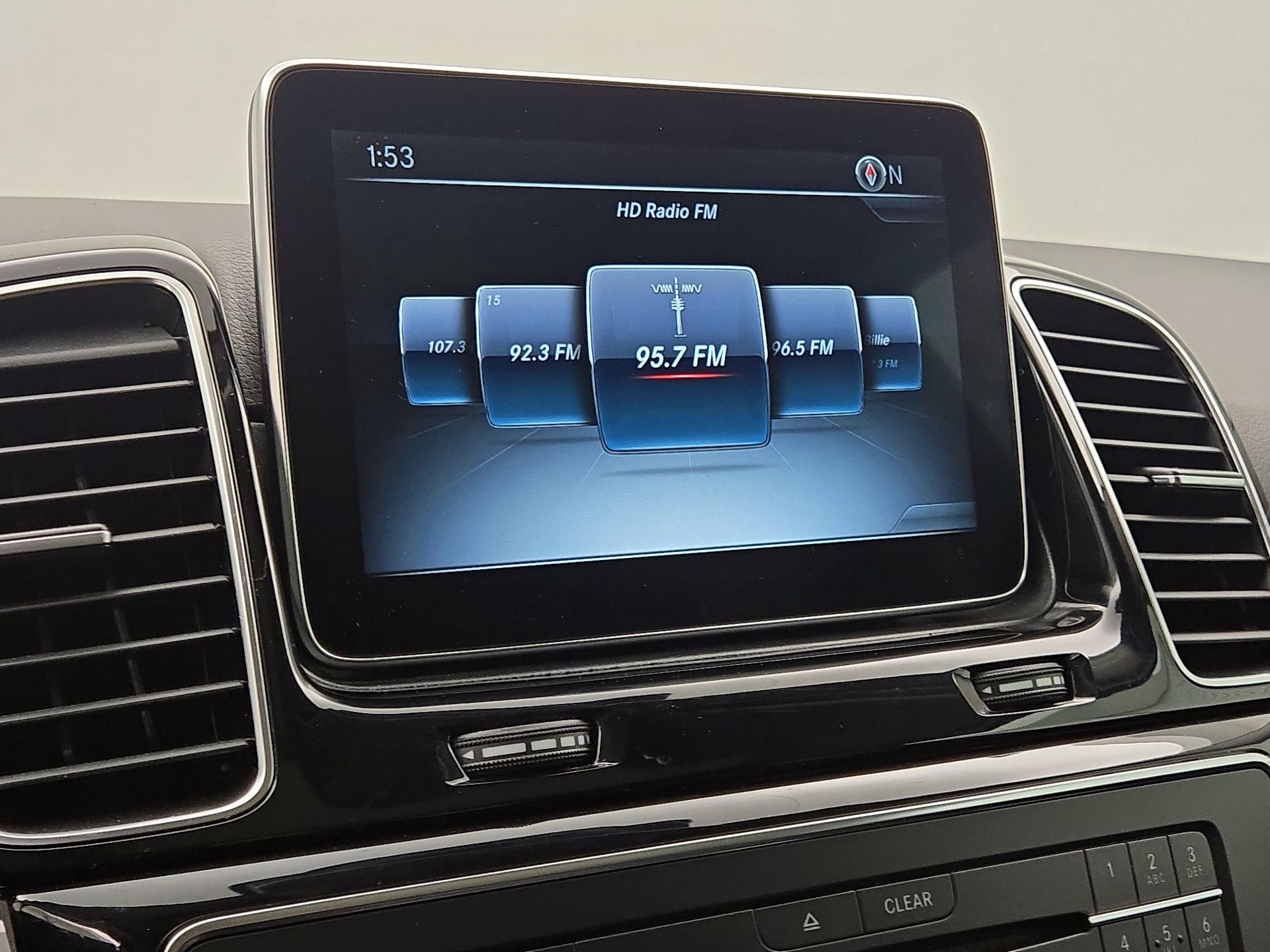 Thumbnail: 2016 Mercedes-Benz GLE - 15