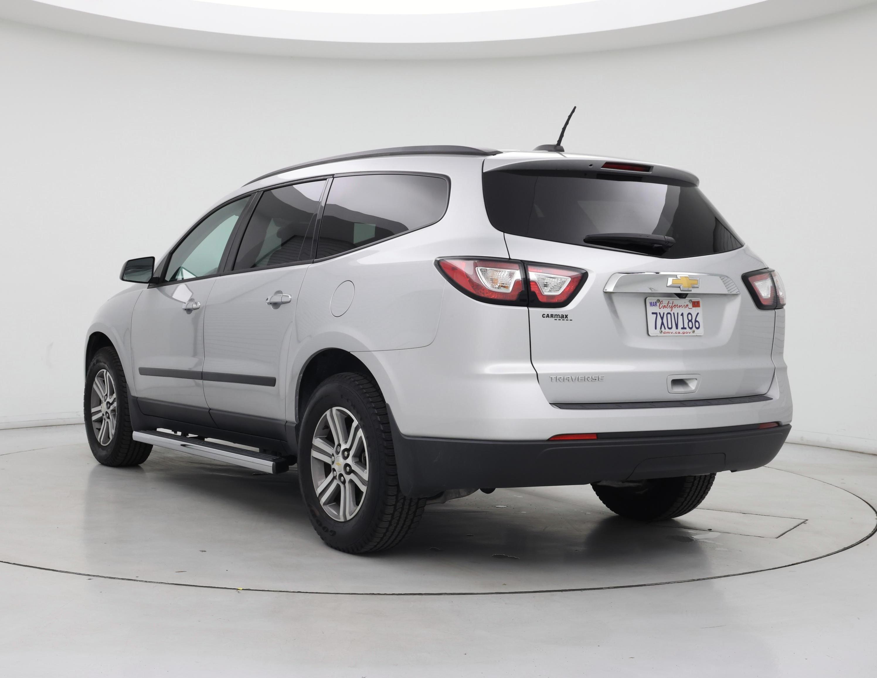 Thumbnail: 2017 Chevrolet Traverse - 2