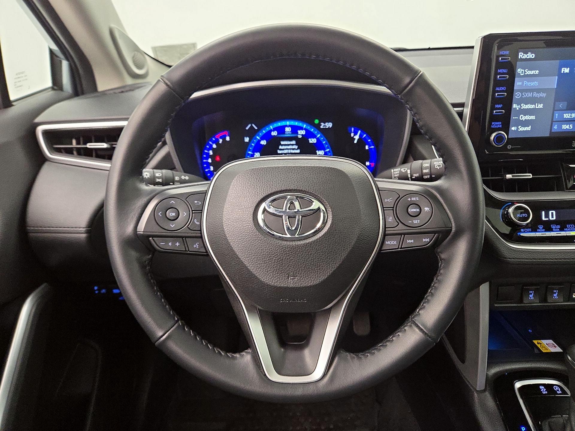 Thumbnail: 2022 Toyota Corolla Cross - 10