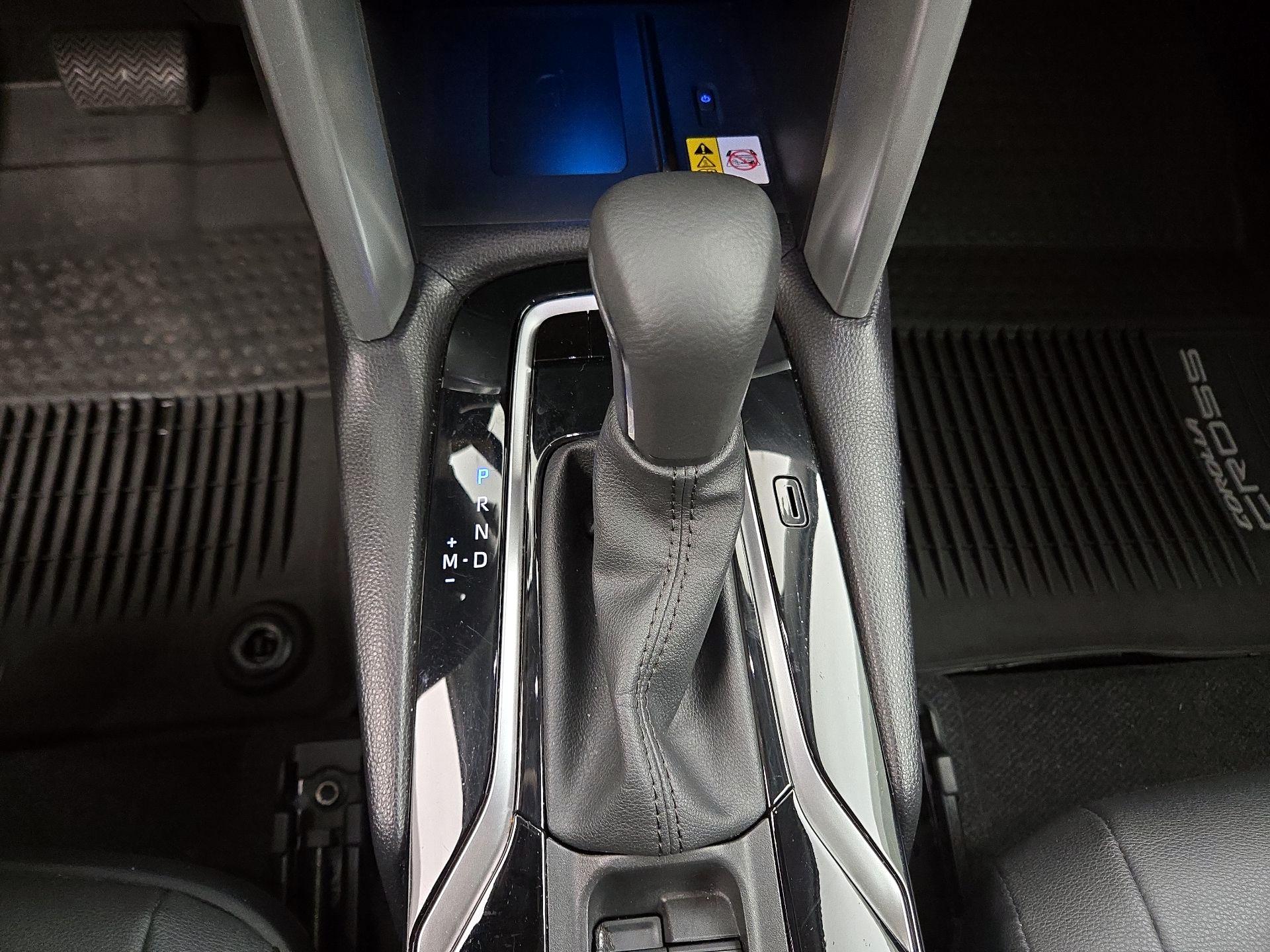 Thumbnail: 2022 Toyota Corolla Cross - 18