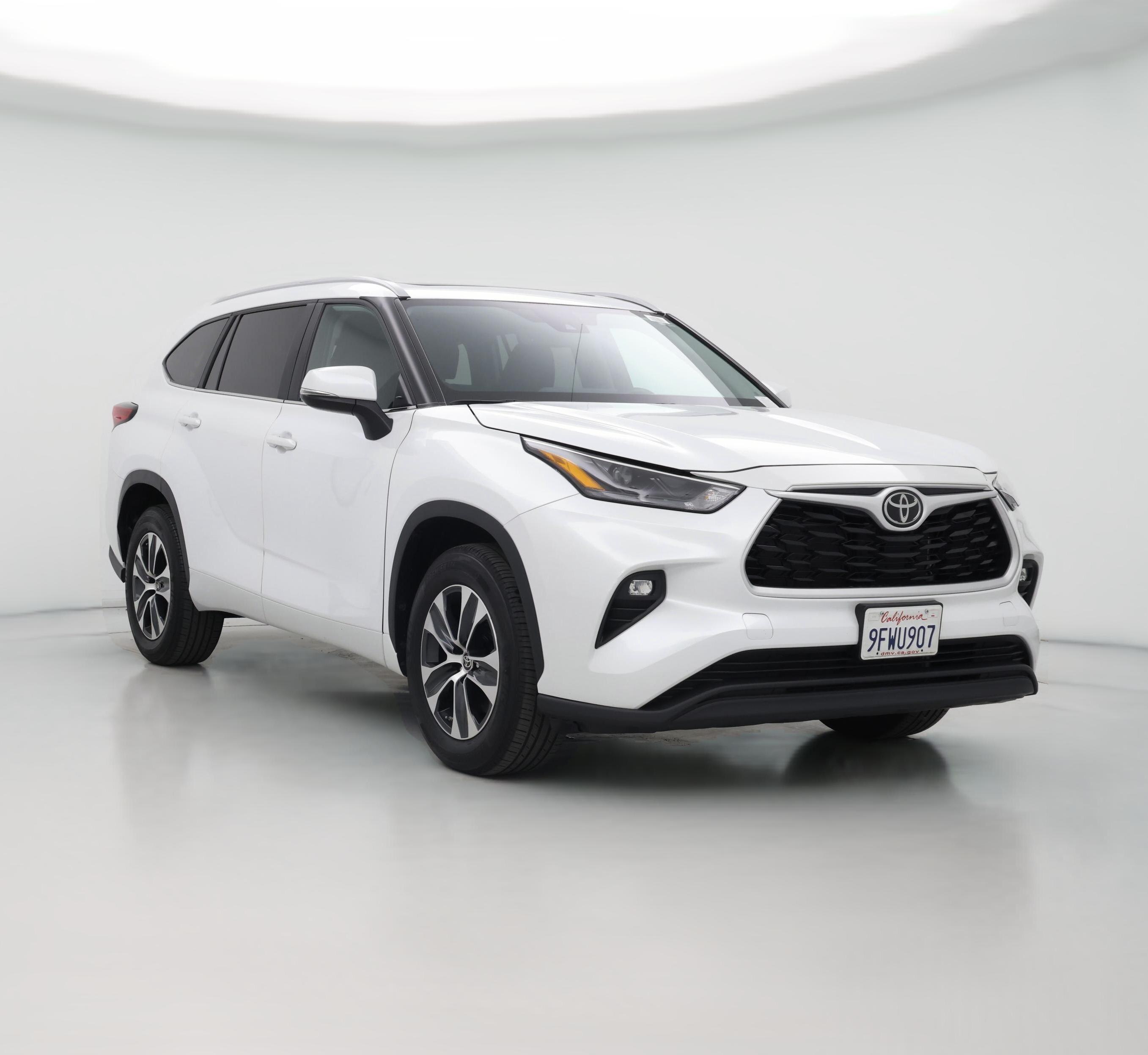 Thumbnail: 2023 Toyota Highlander - 1