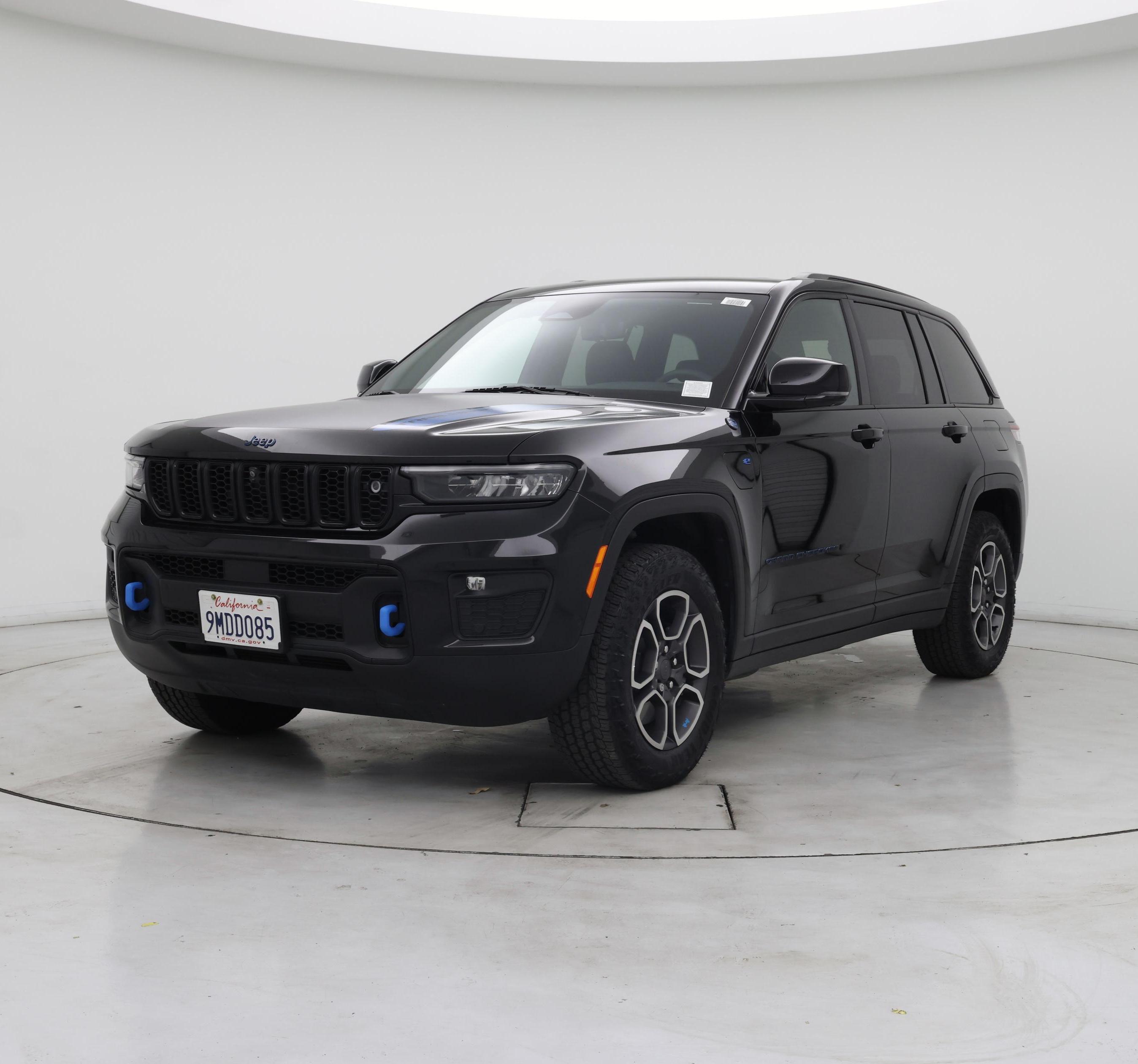 Thumbnail: 2023 Jeep Grand Cherokee - 4