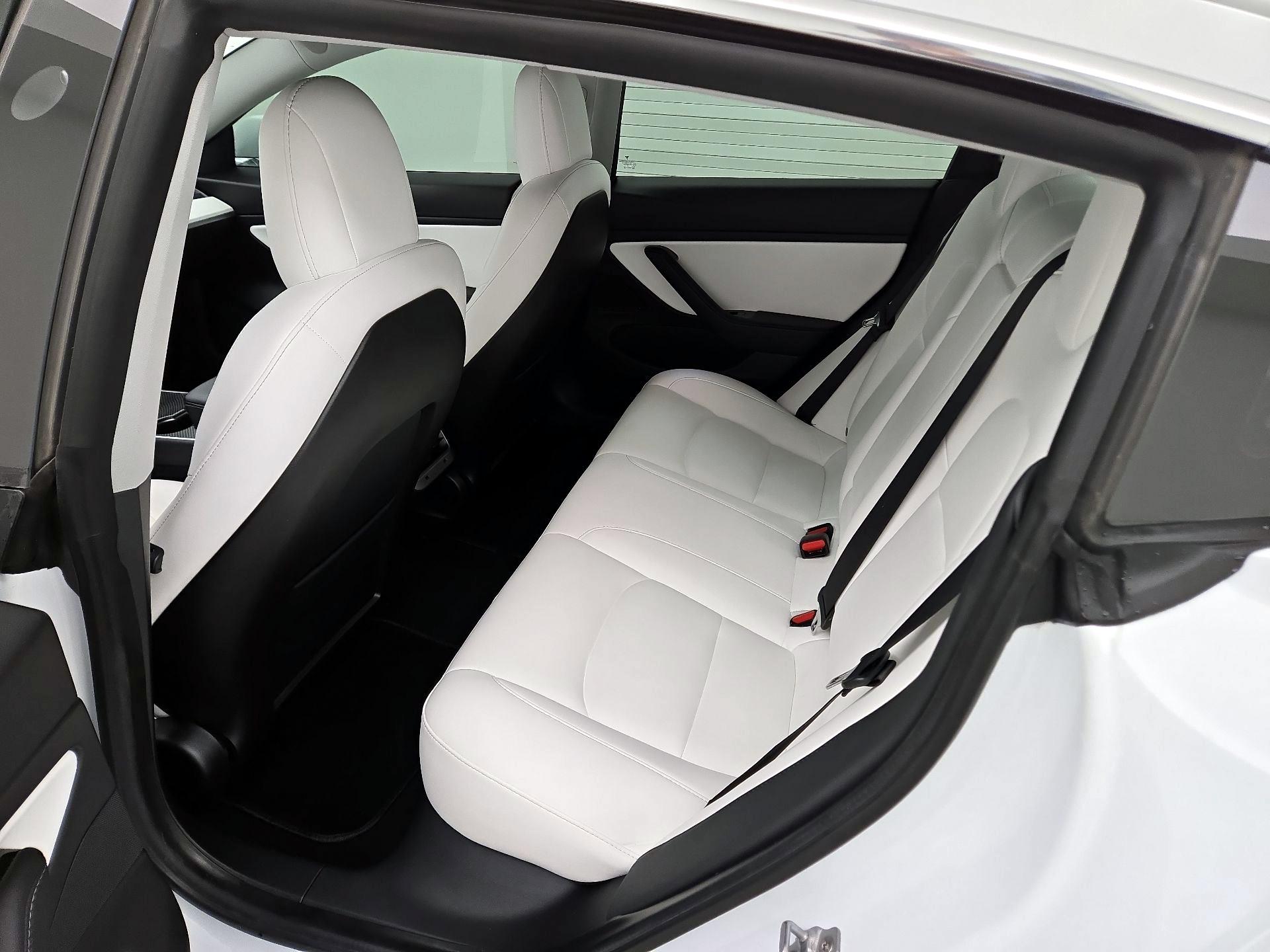 Thumbnail: 2020 Tesla Model 3 - 20