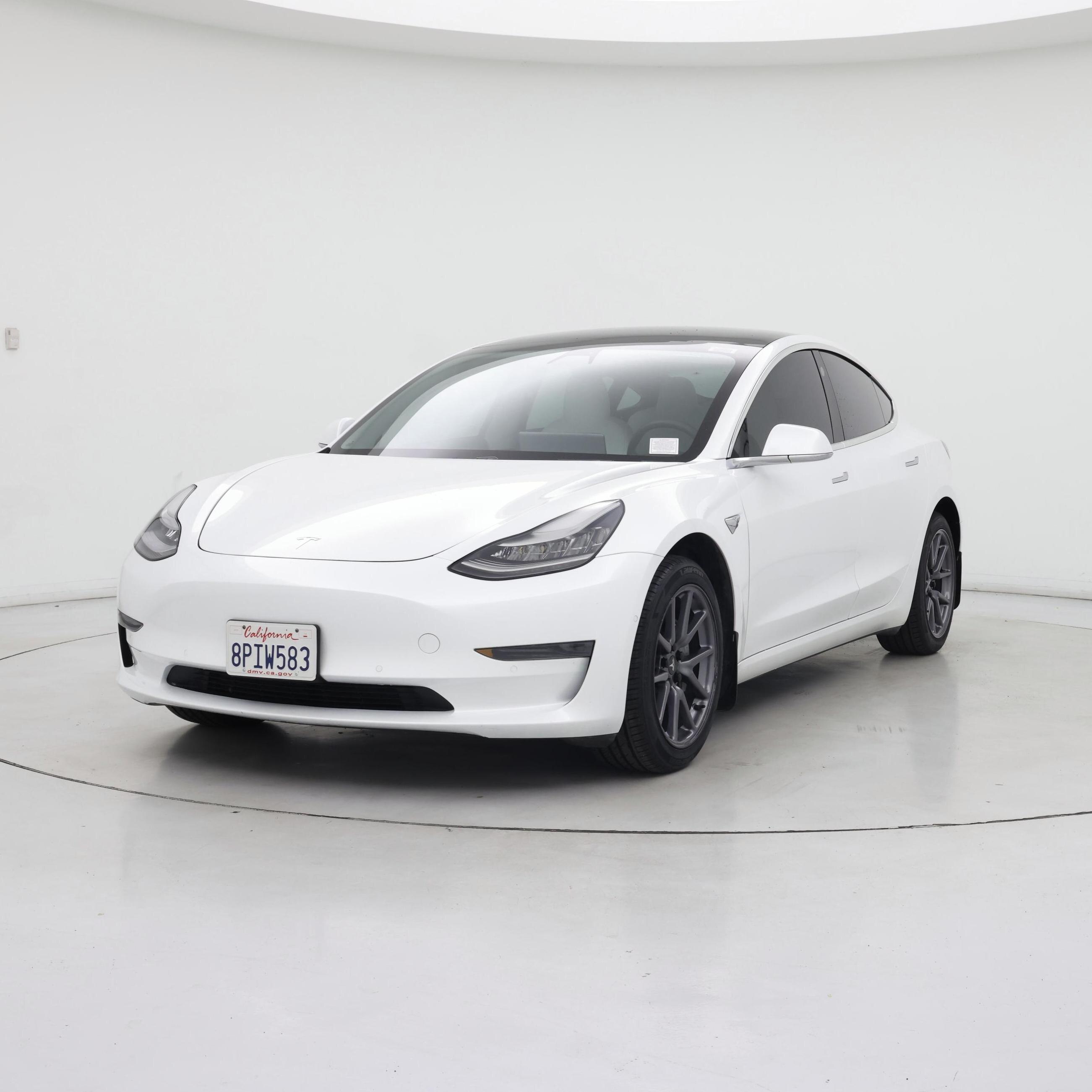 Thumbnail: 2020 Tesla Model 3 - 4