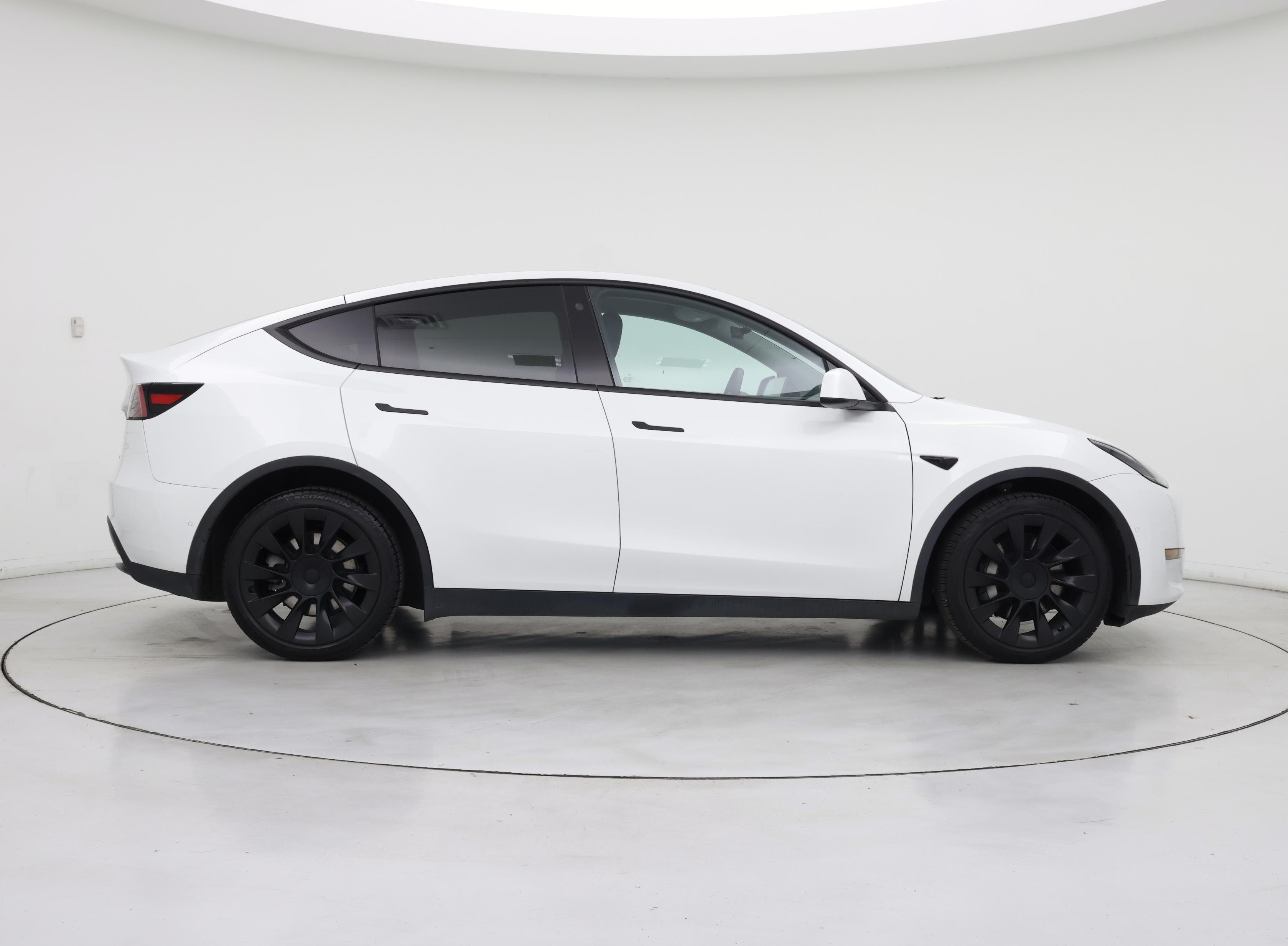 Thumbnail: 2022 Tesla Model Y - 7