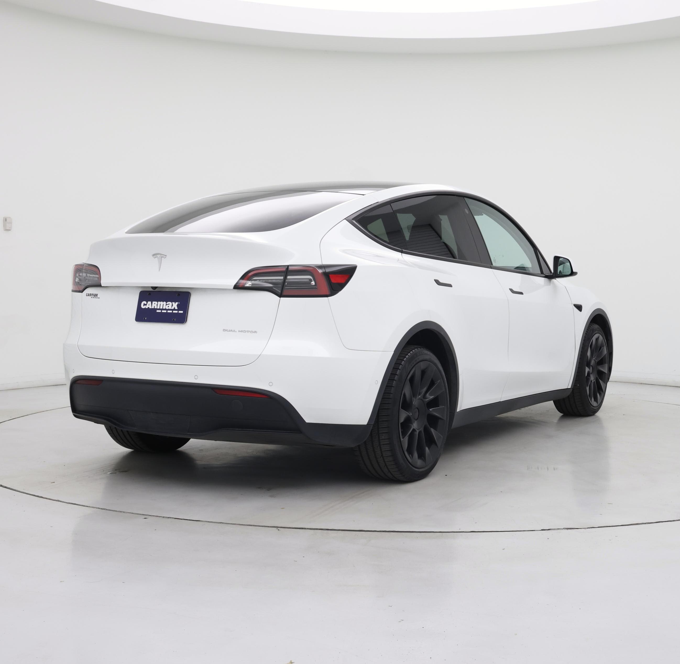 Thumbnail: 2022 Tesla Model Y - 8
