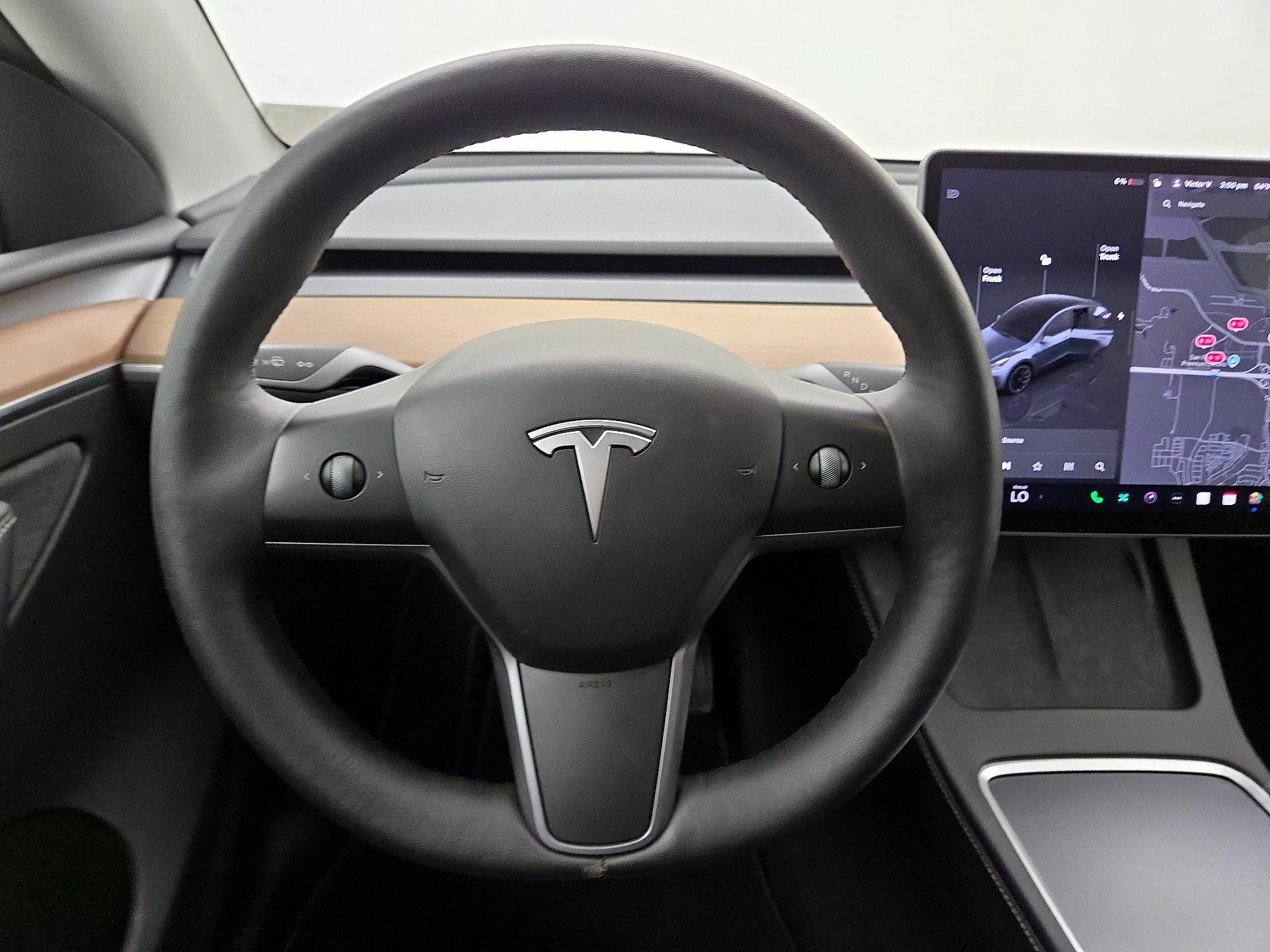 Thumbnail: 2023 Tesla Model Y - 10