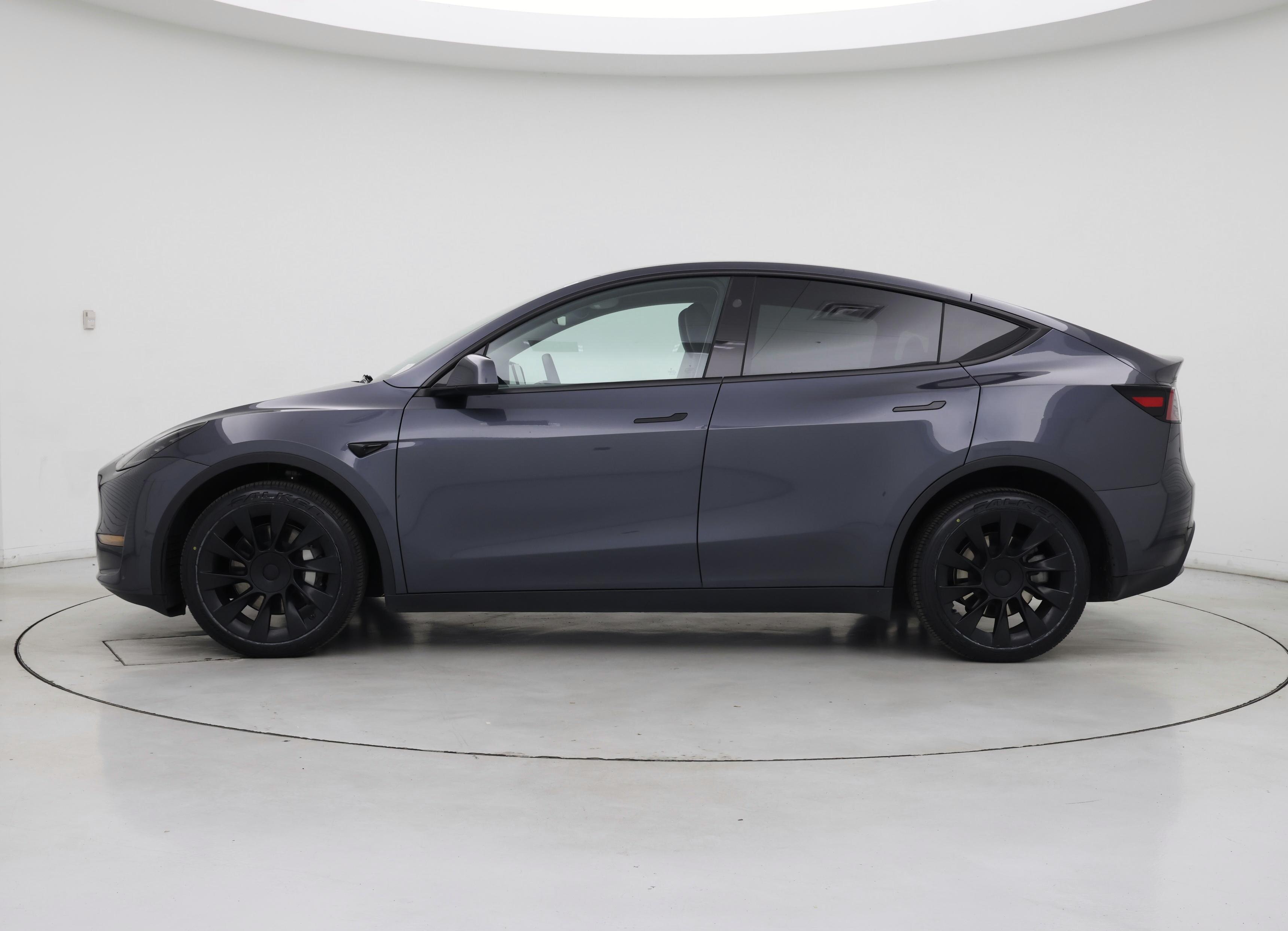 Thumbnail: 2023 Tesla Model Y - 3