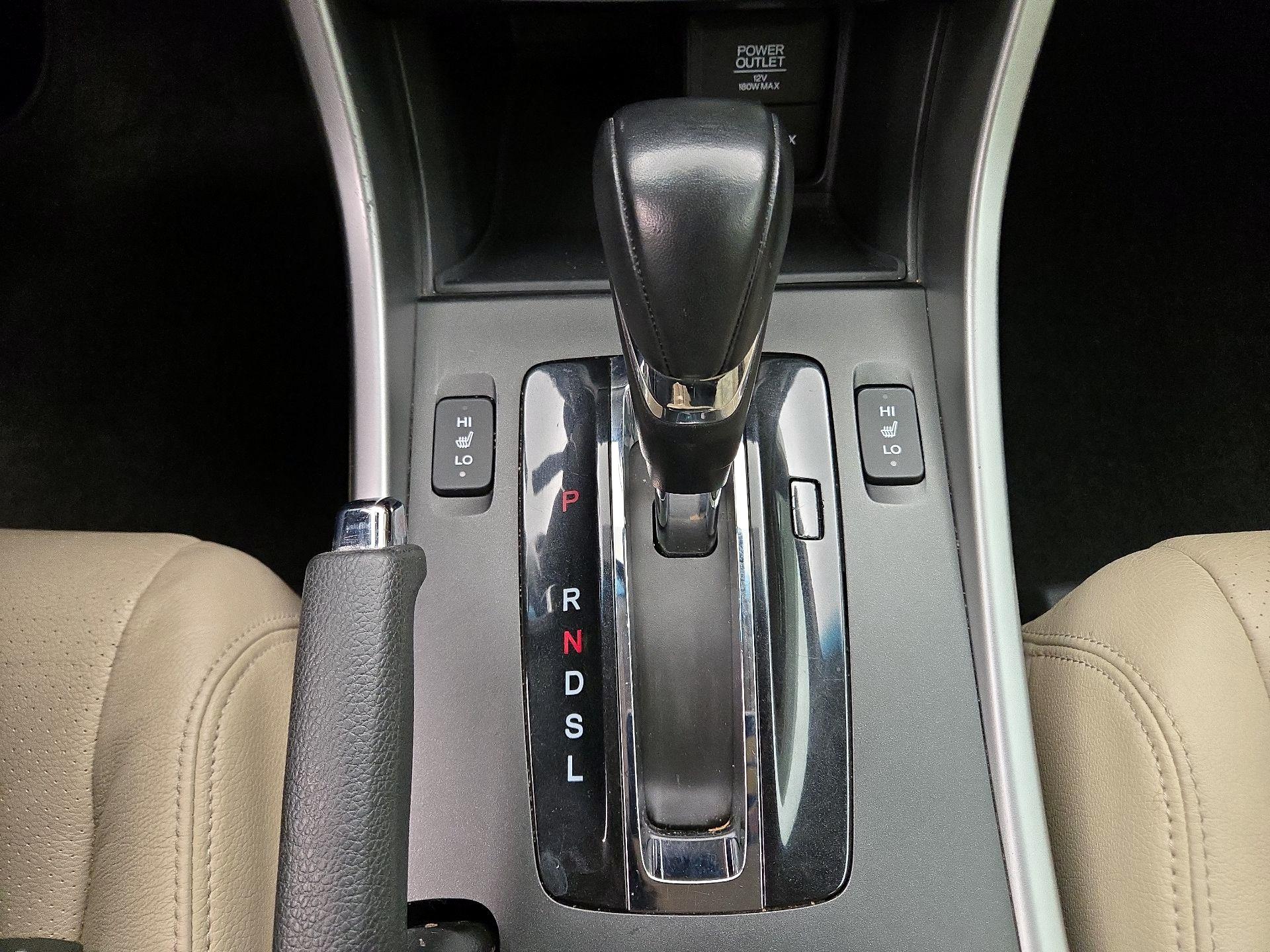 Thumbnail: 2015 Honda Accord - 17