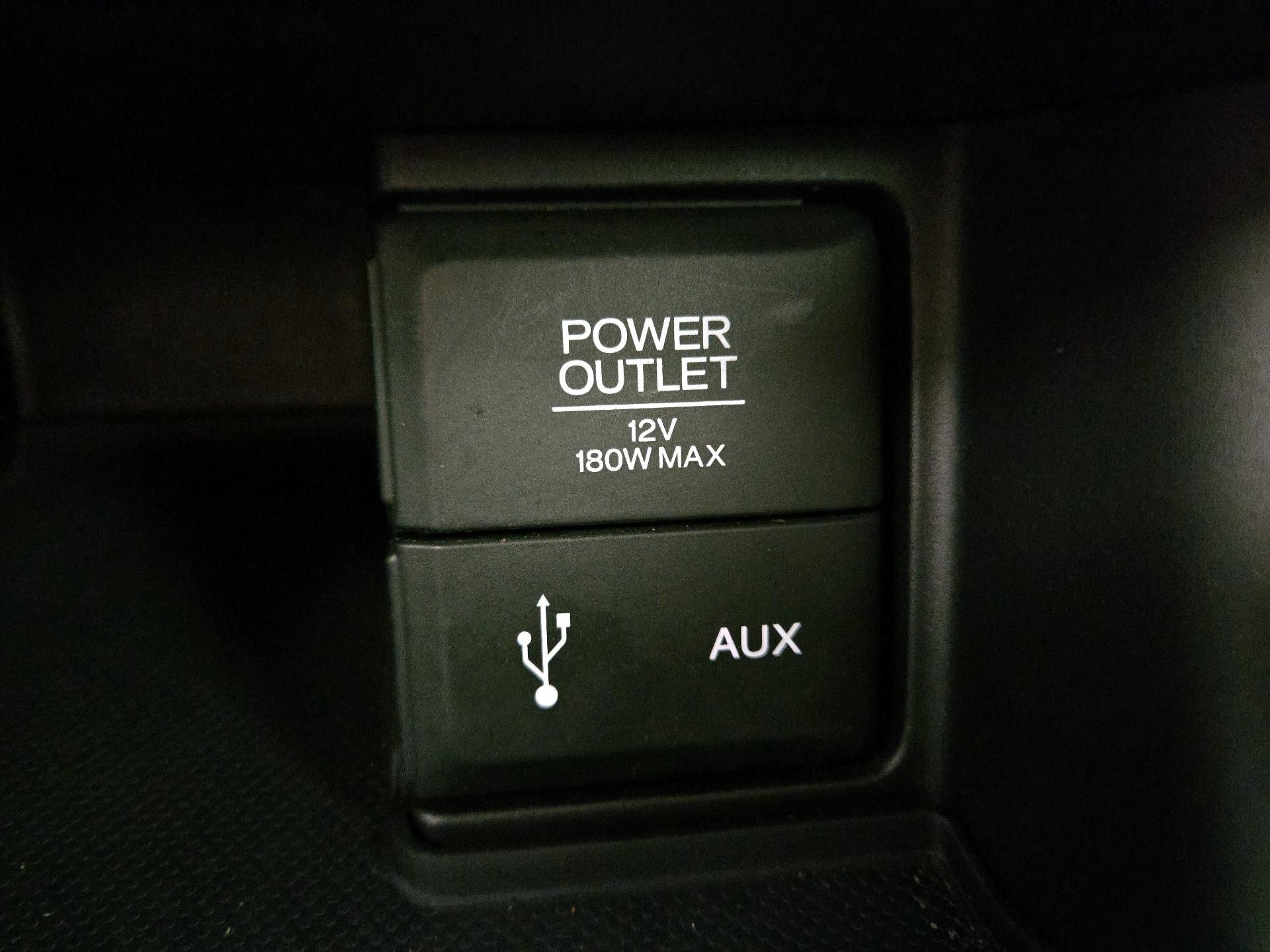 Thumbnail: 2015 Honda Accord - 18