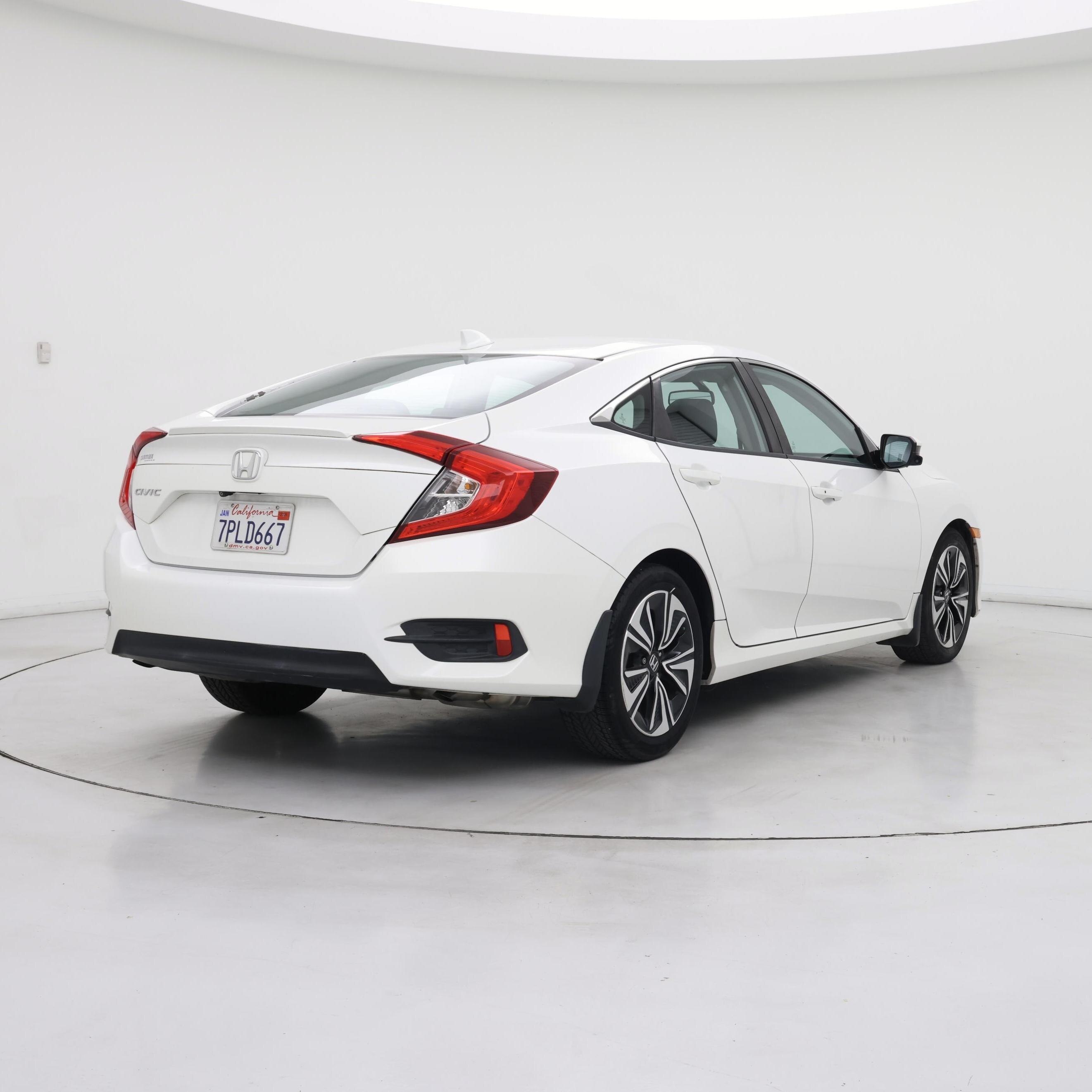 Thumbnail: 2016 Honda Civic - 8