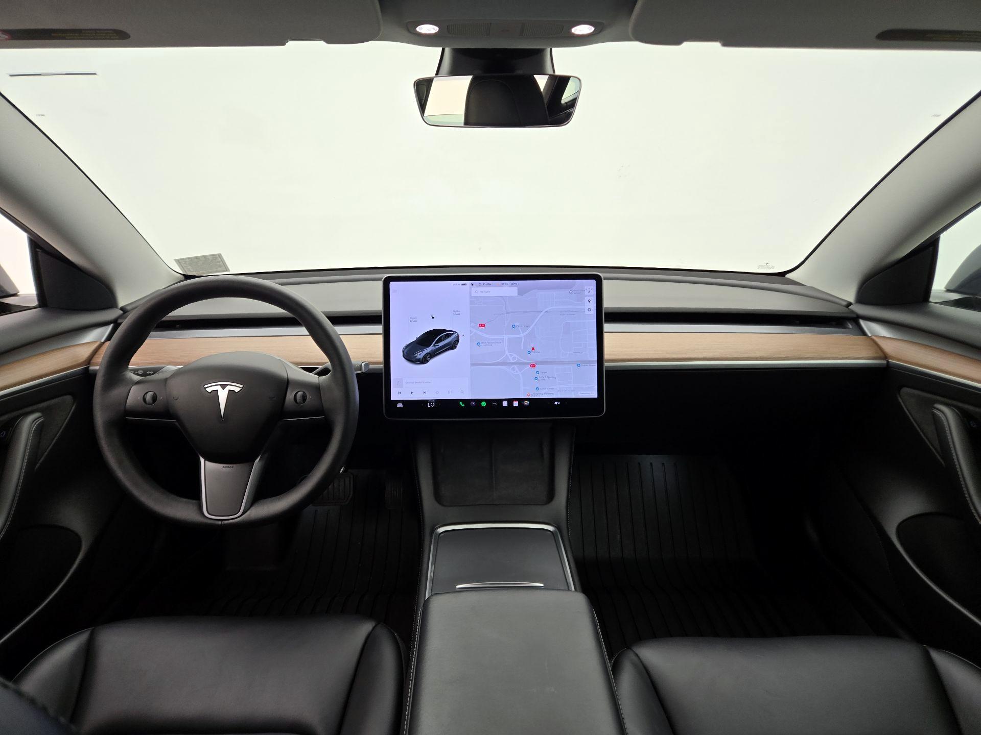 Thumbnail: 2022 Tesla Model 3 - 9