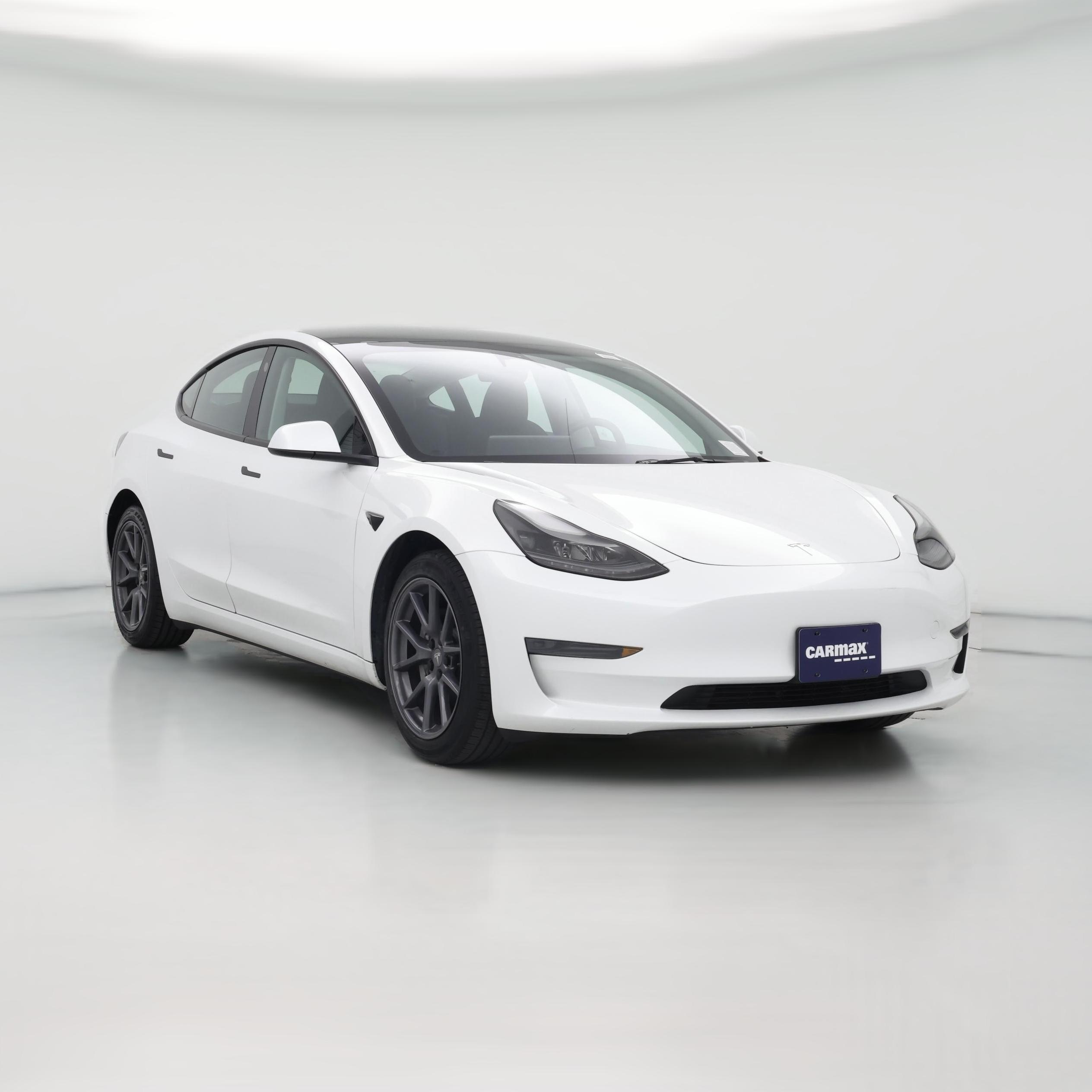 Thumbnail: 2023 Tesla Model 3 - 1