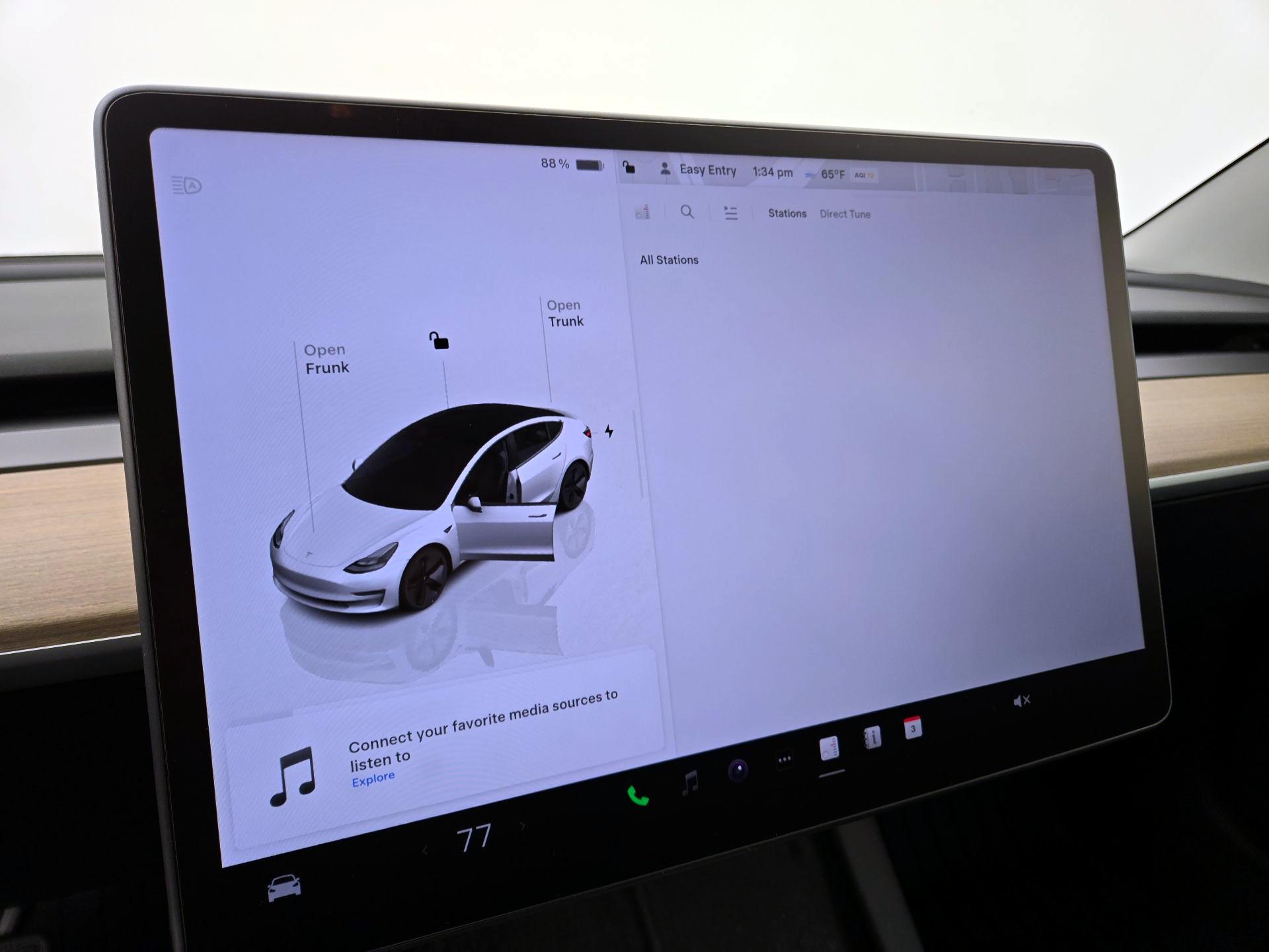Thumbnail: 2023 Tesla Model 3 - 16