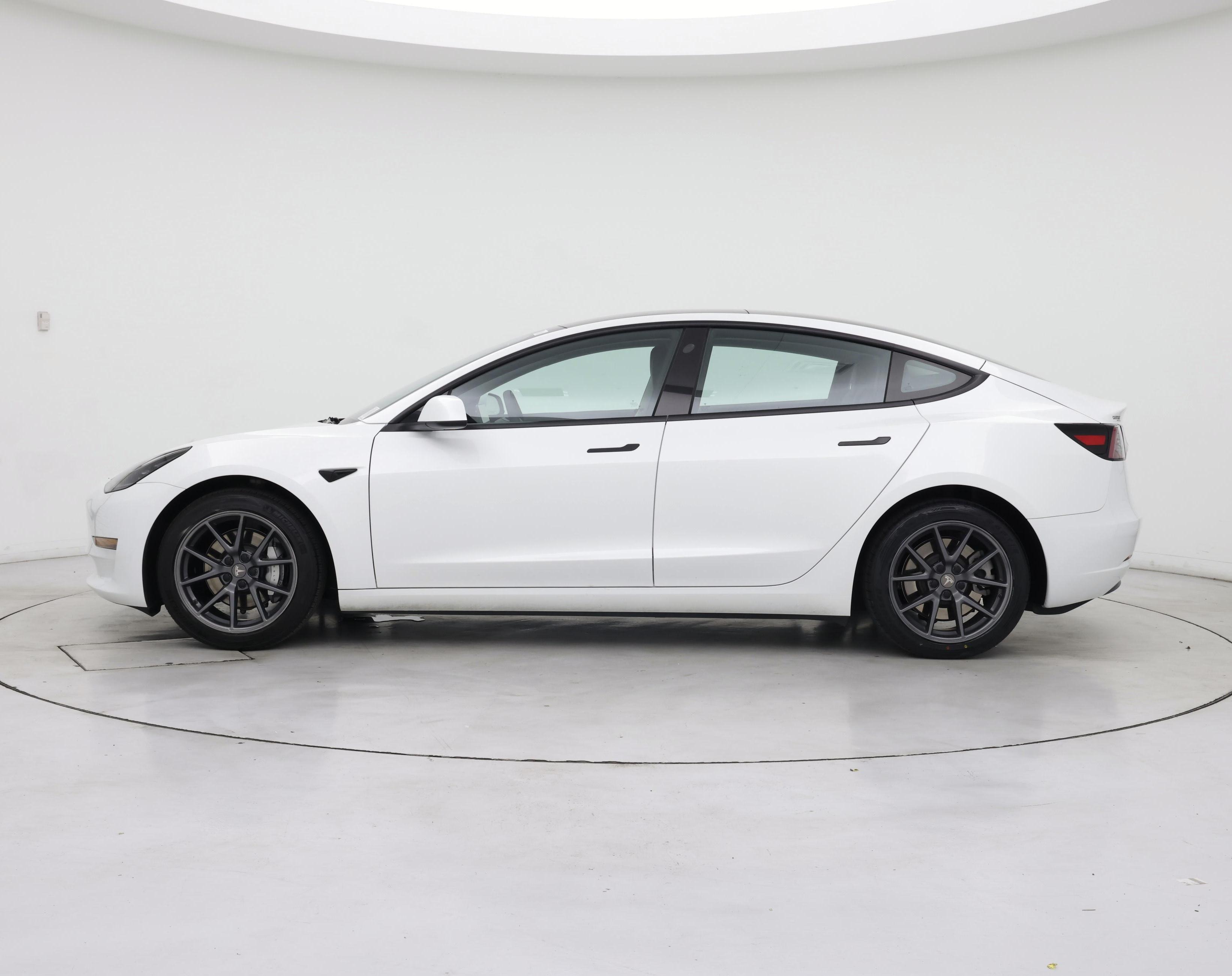 Thumbnail: 2023 Tesla Model 3 - 3