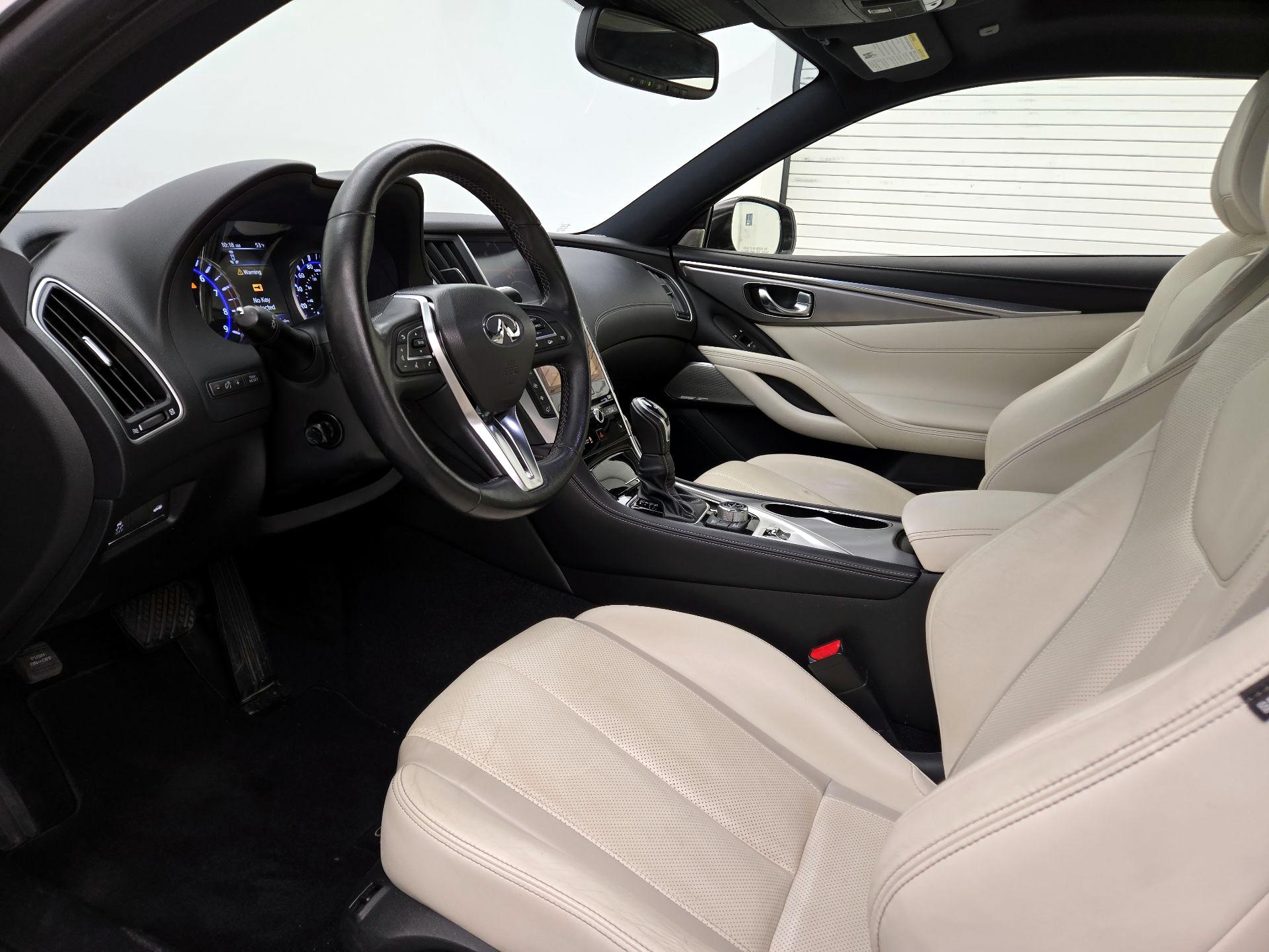 Thumbnail: 2017 INFINITI Q60 - 11