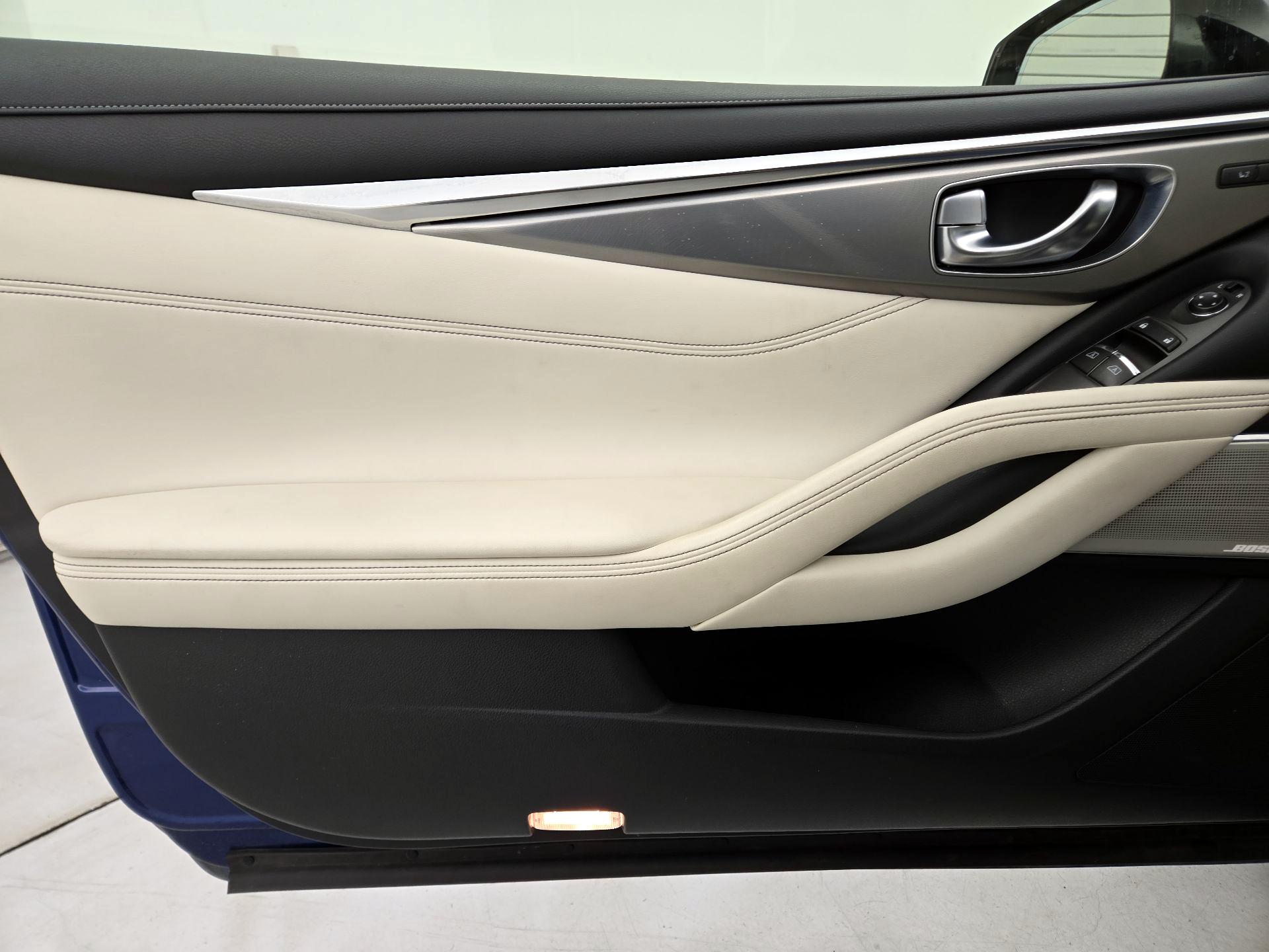 Thumbnail: 2017 INFINITI Q60 - 12