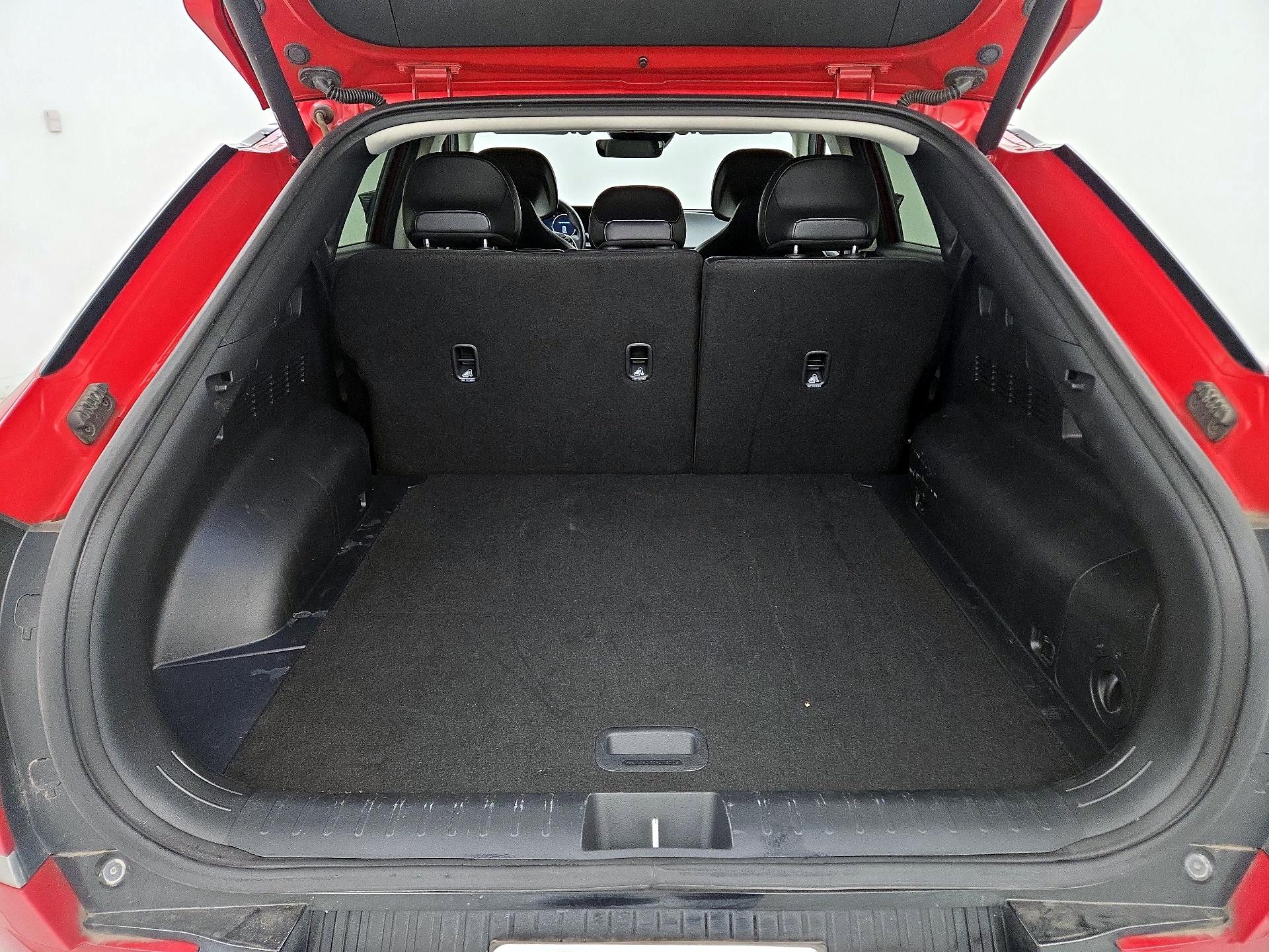 Thumbnail: 2022 Kia EV6 - 20