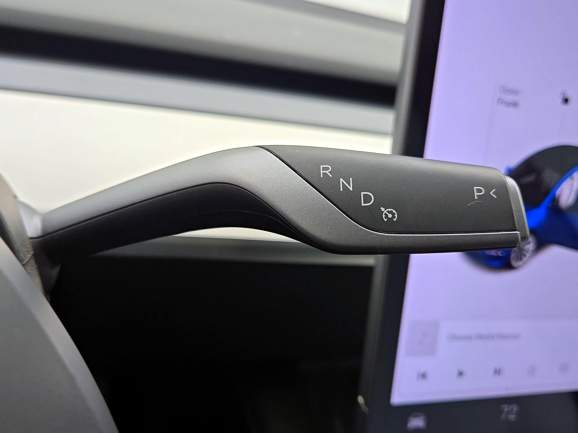 Thumbnail: 2022 Tesla Model 3 - 17